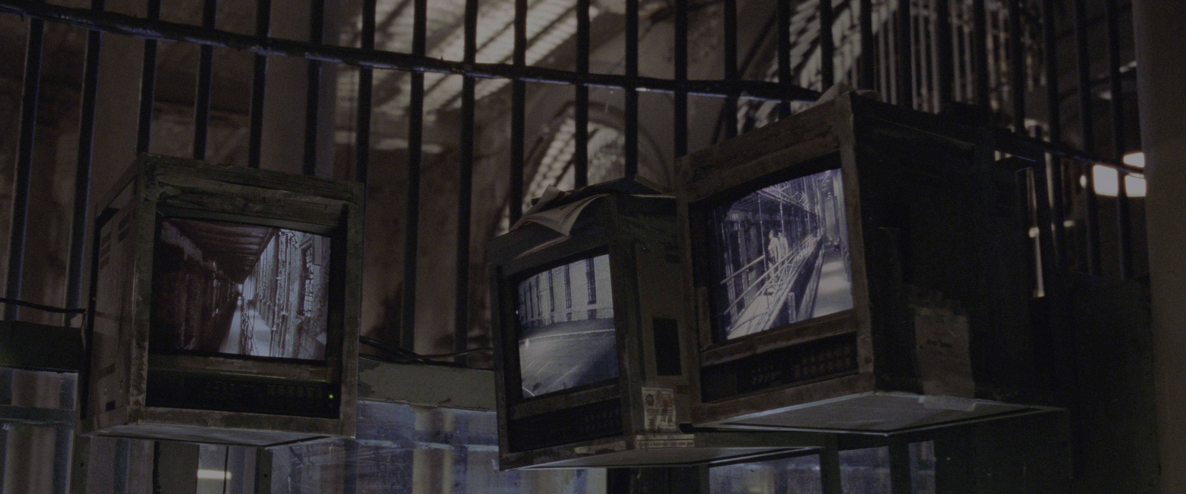 Air Force One (1997), wide, 2.40:1 — film still