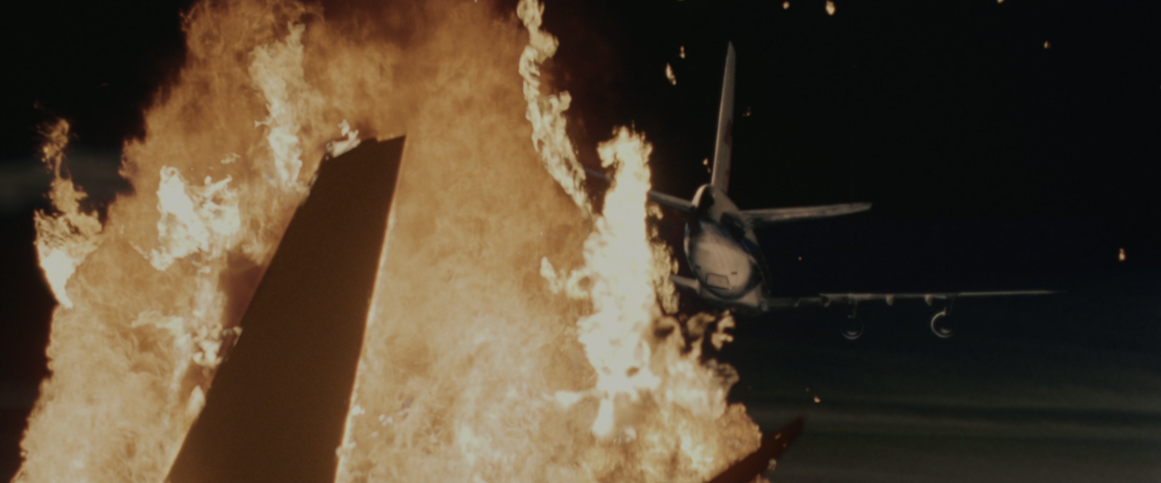 Air Force One (1997), wide, 2.40:1 — film still