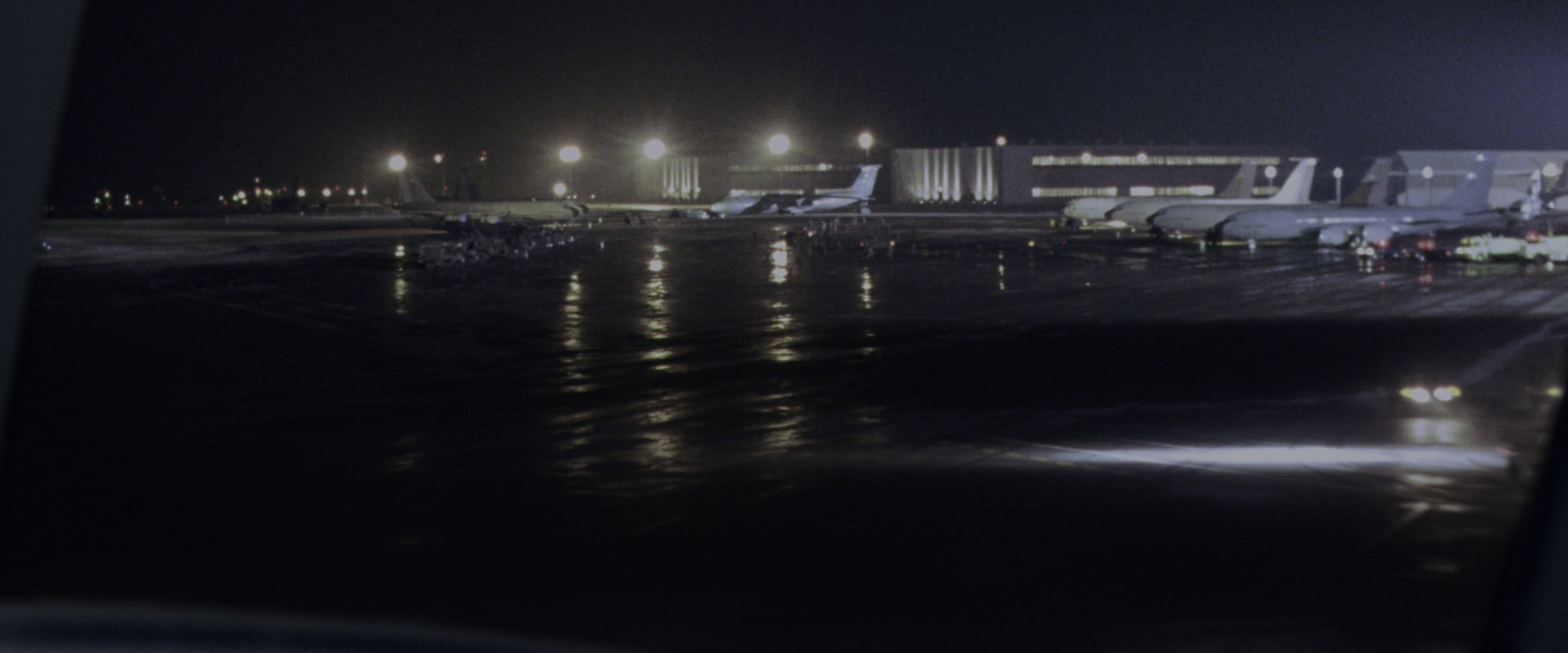 Air Force One (1997), wide, 2.40:1 — film still