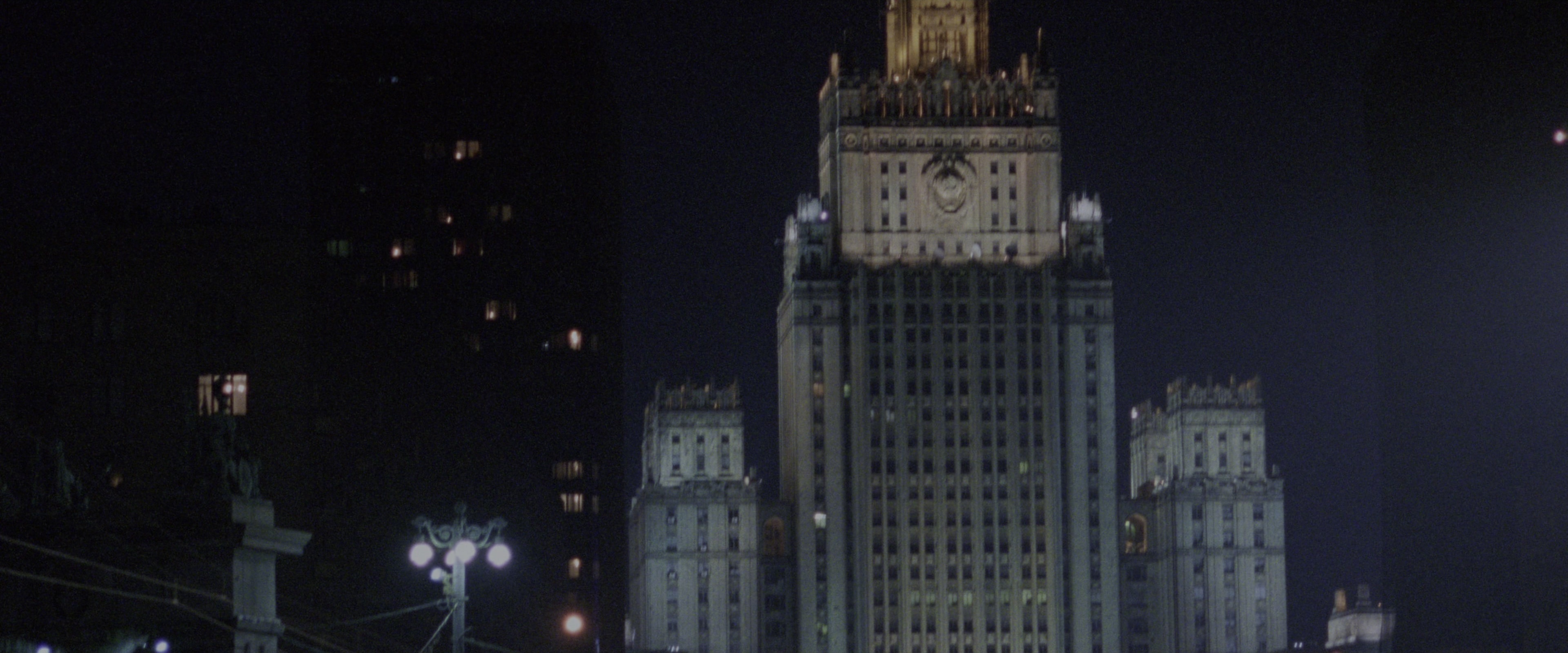 Air Force One (1997), wide, 2.40:1 — film still