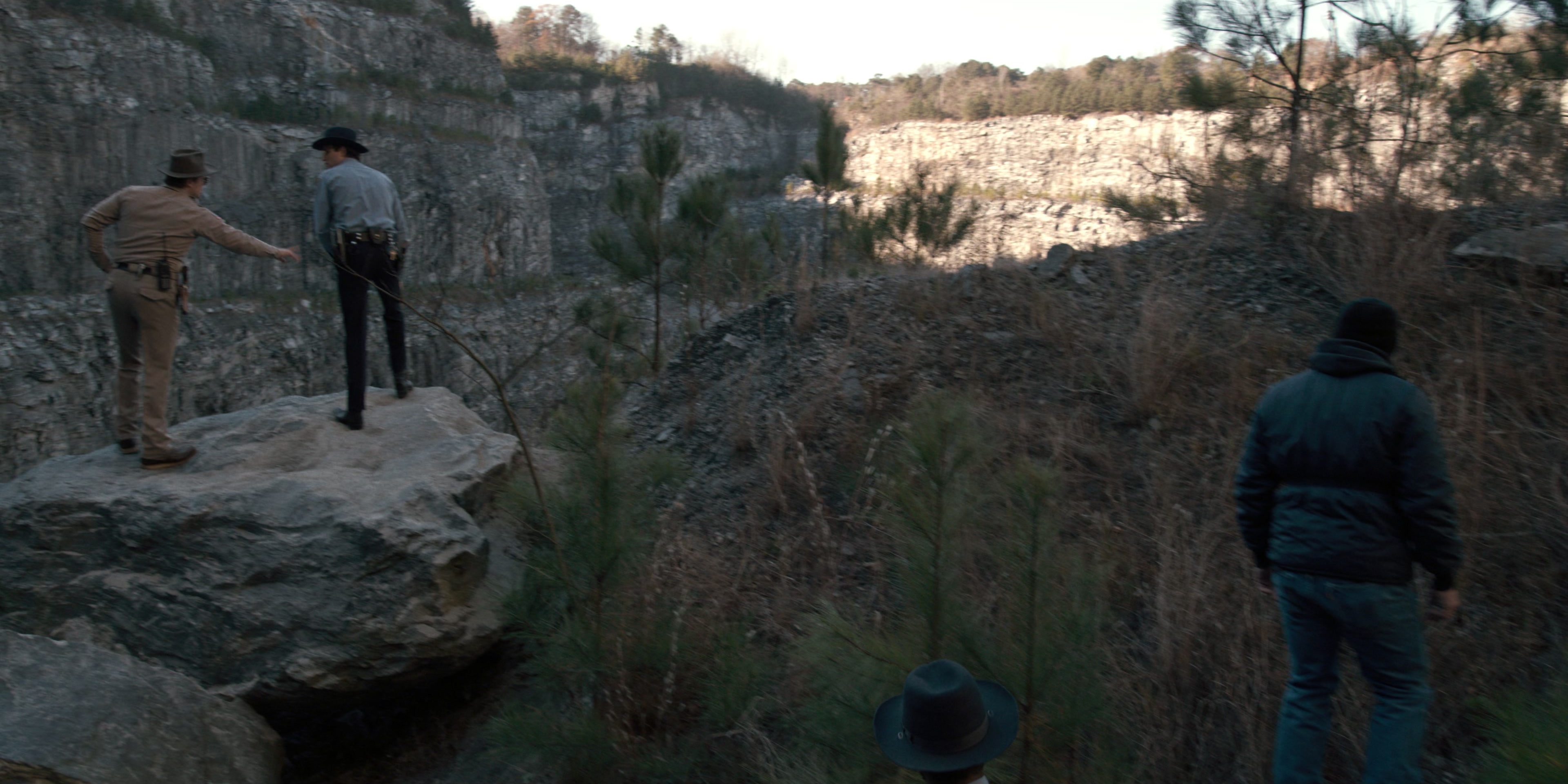 Stranger Things (2016), wide, 2.00:1 — film still