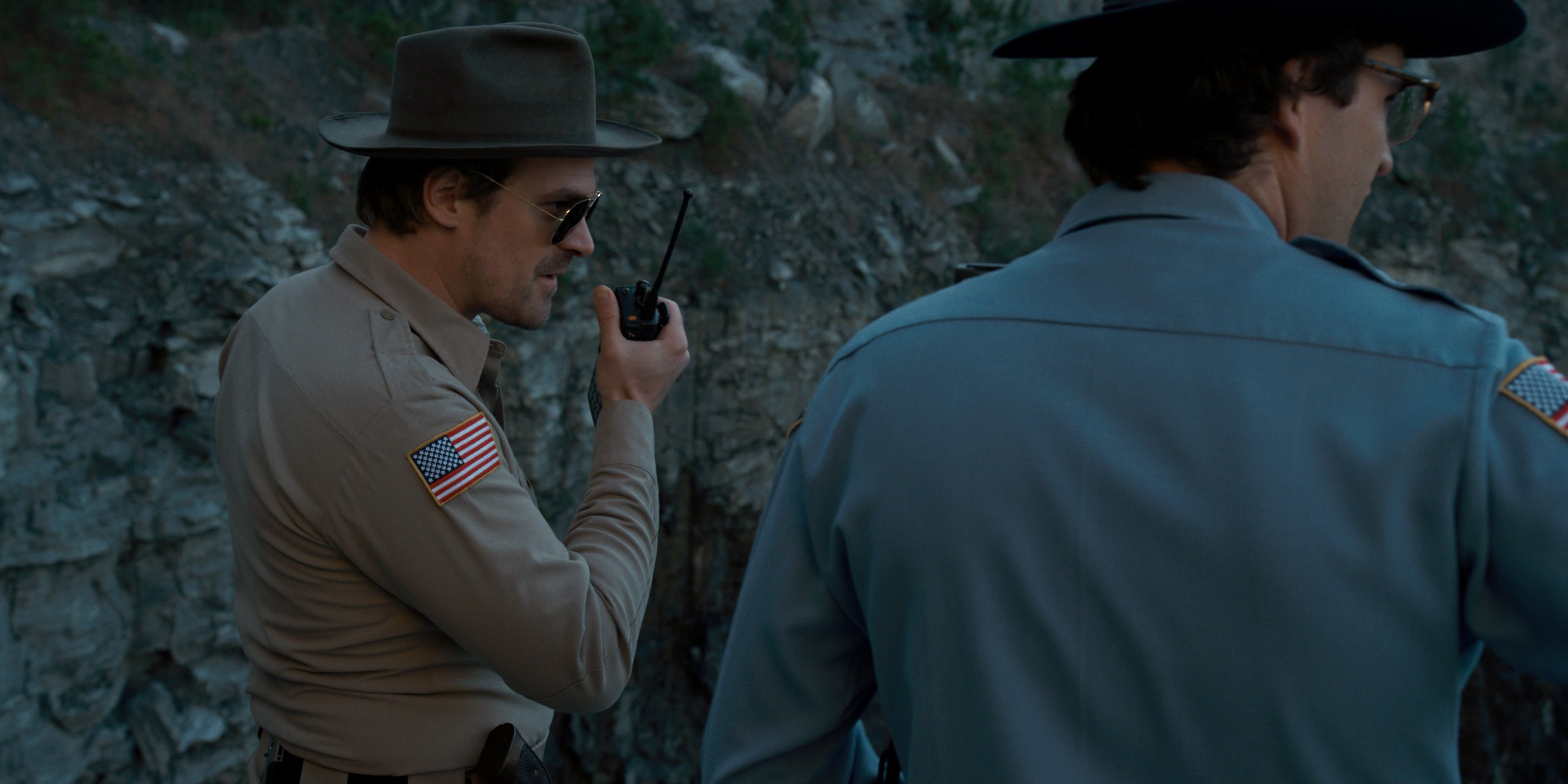 Stranger Things (2016), wide, 2.00:1 — film still