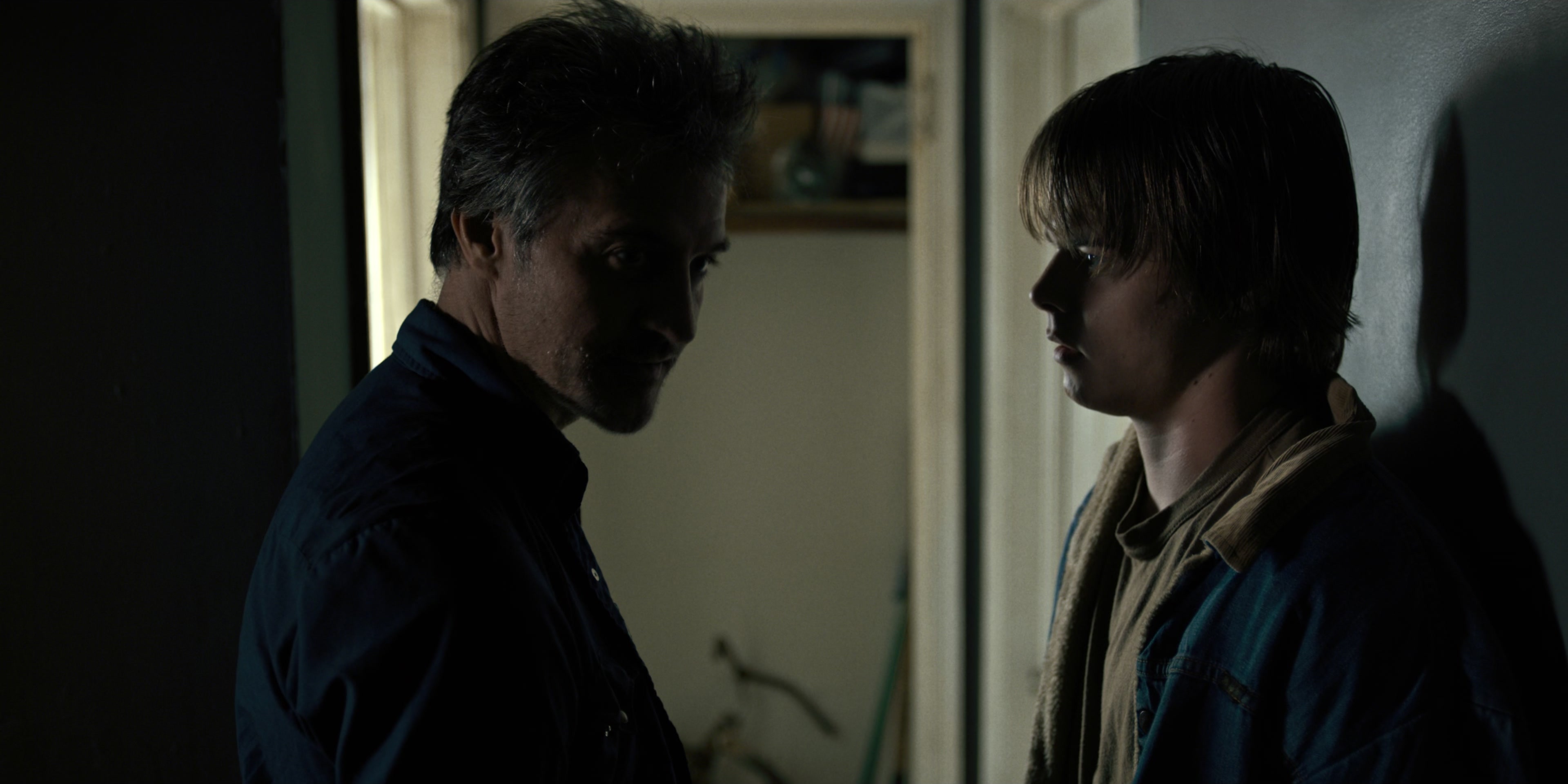 Stranger Things (2016), wide, 2.00:1 — film still