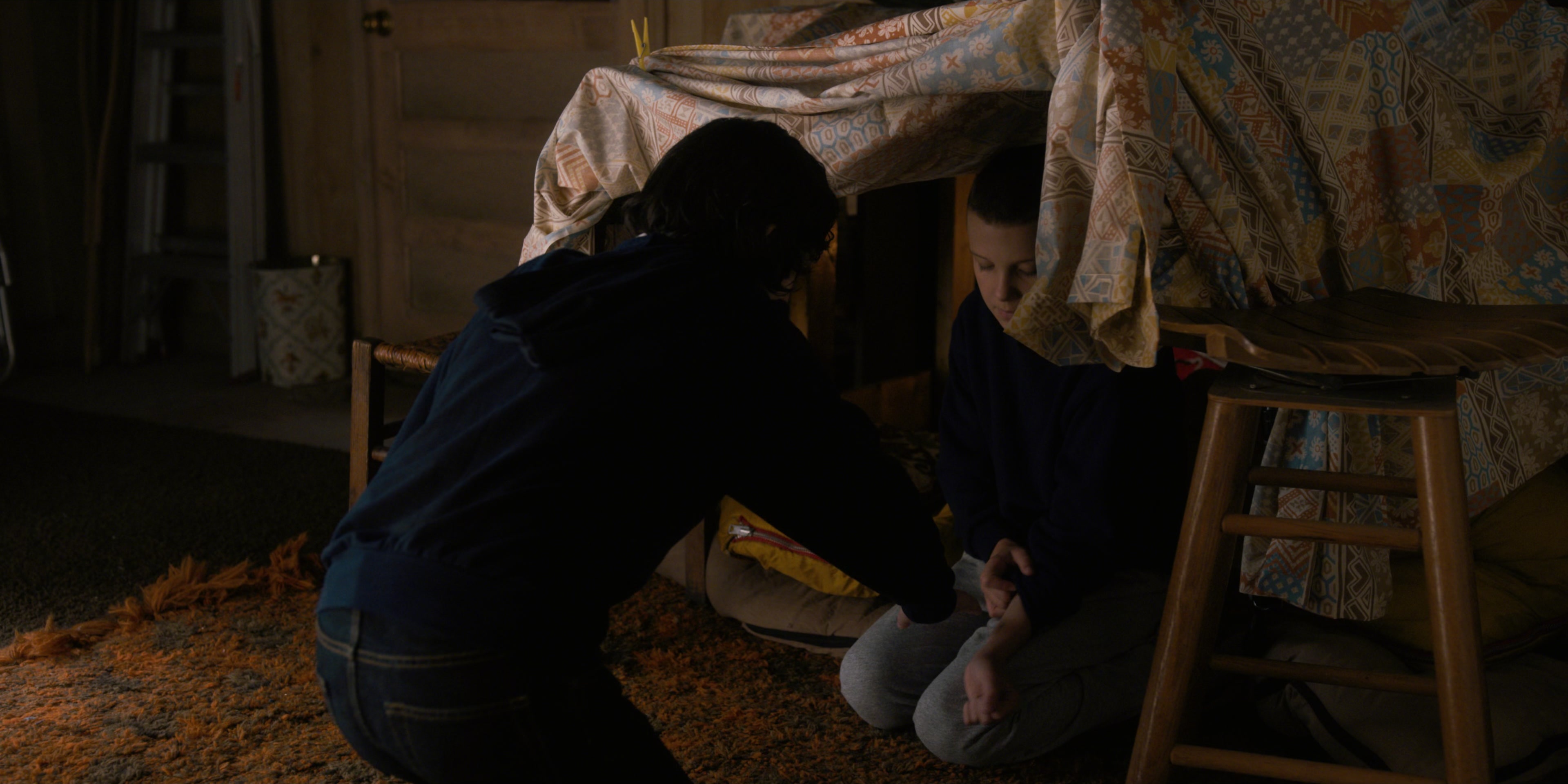 Stranger Things (2016), wide, 2.00:1 — film still