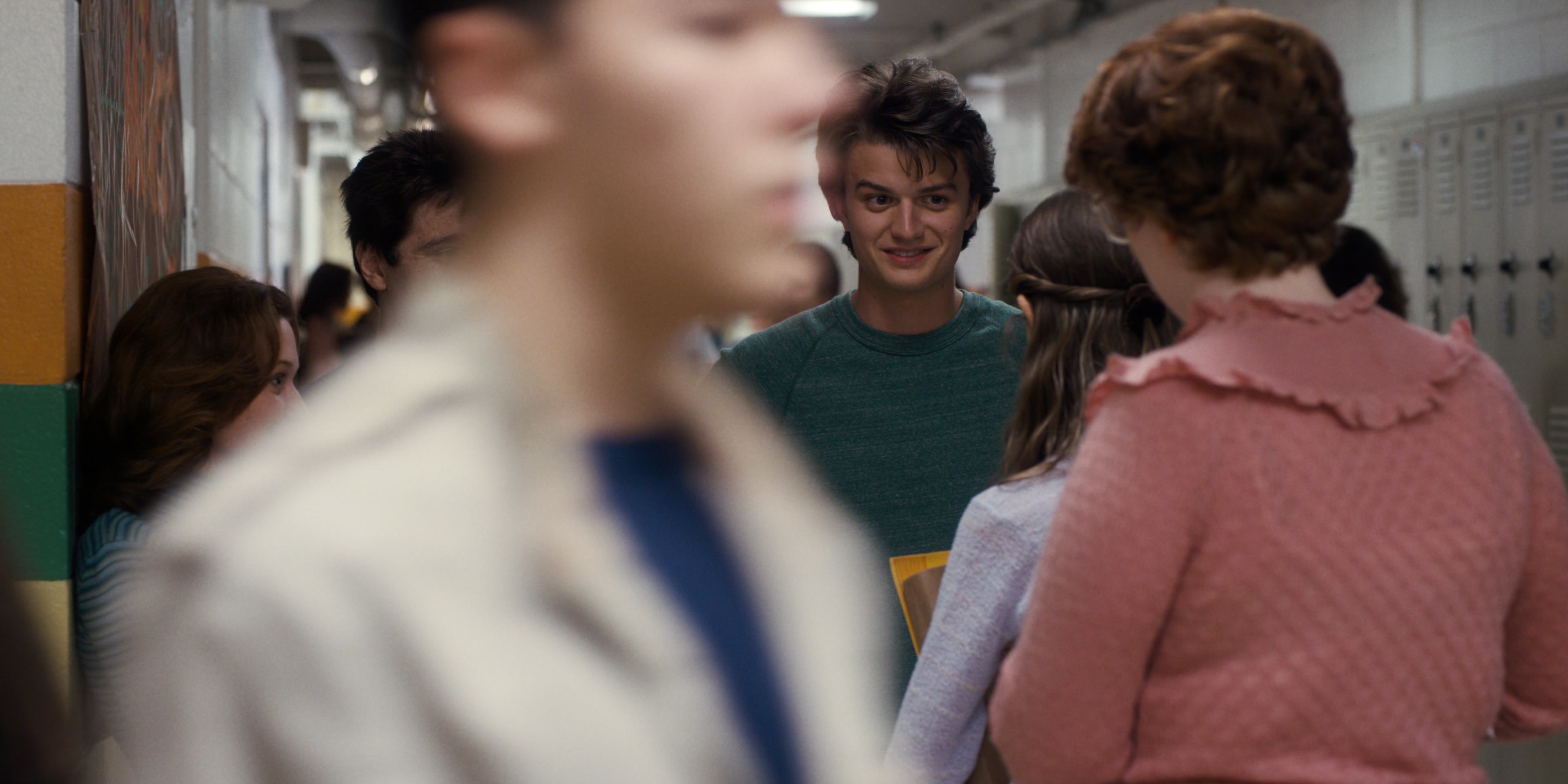 Stranger Things (2016), wide, 2.00:1 — film still