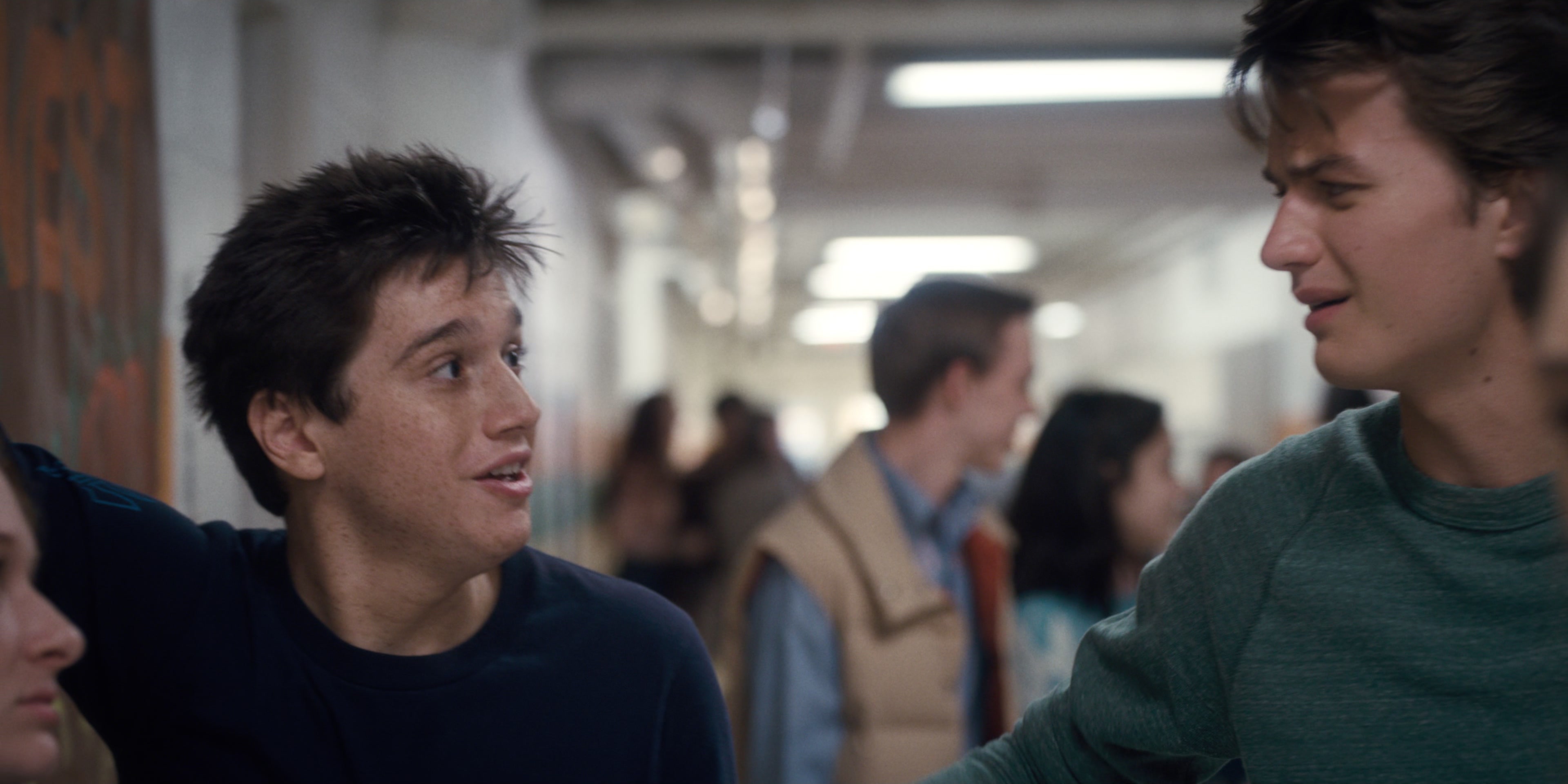 Stranger Things (2016), wide, 2.00:1 — film still