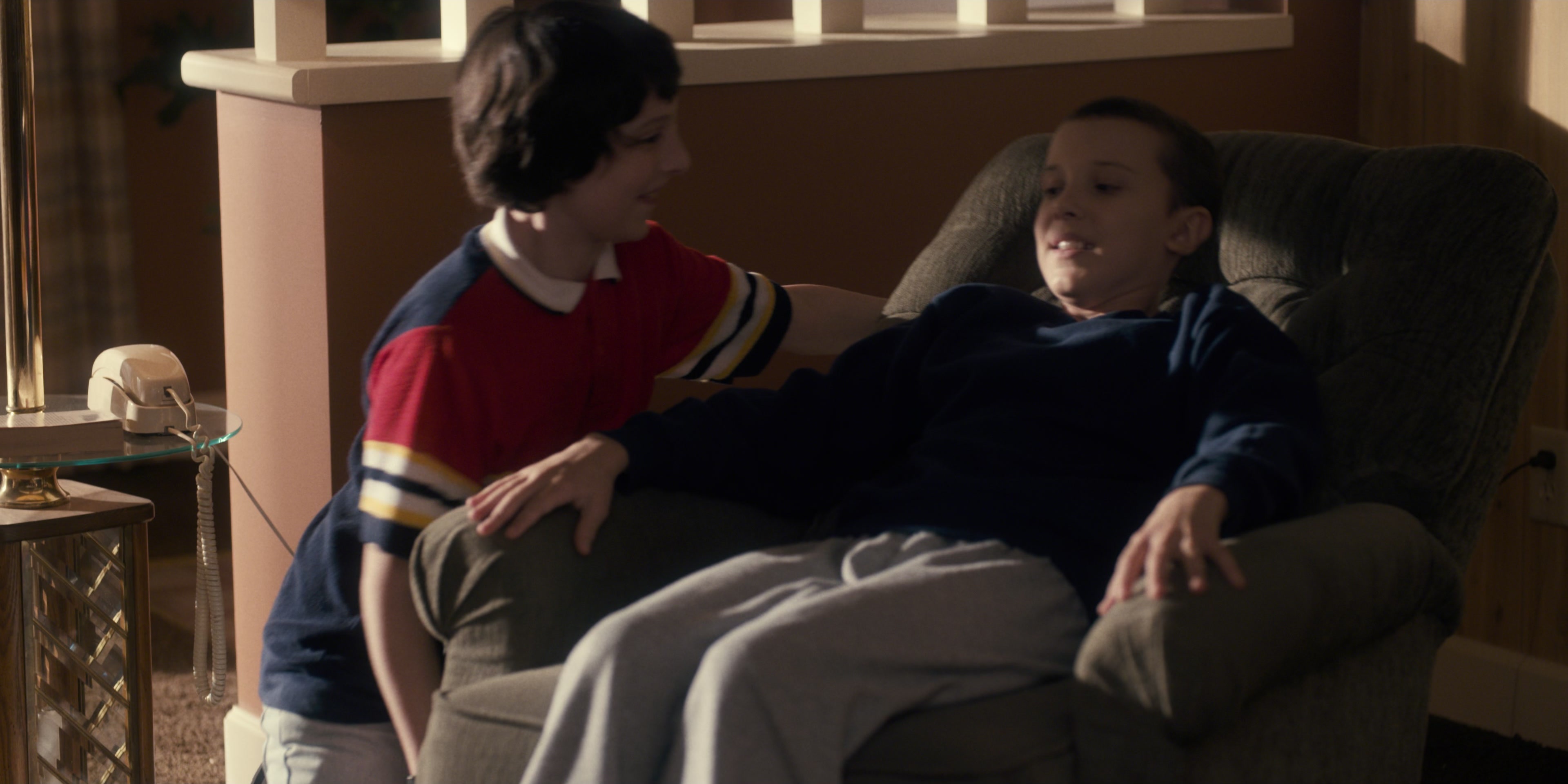 Stranger Things (2016), wide, 2.00:1 — film still