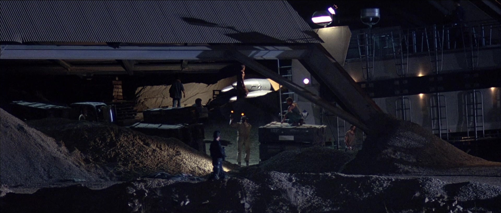 Tank Girl (1995), wide, 2.35:1 — film still
