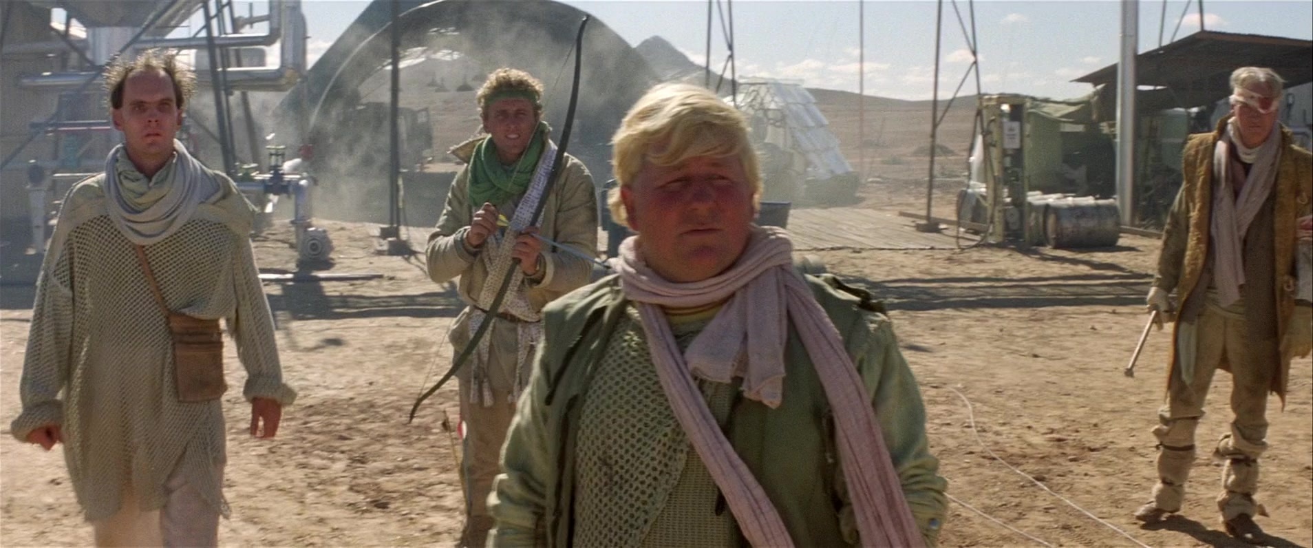 Mad Max 2 (1981), wide, 2.40:1 — film still