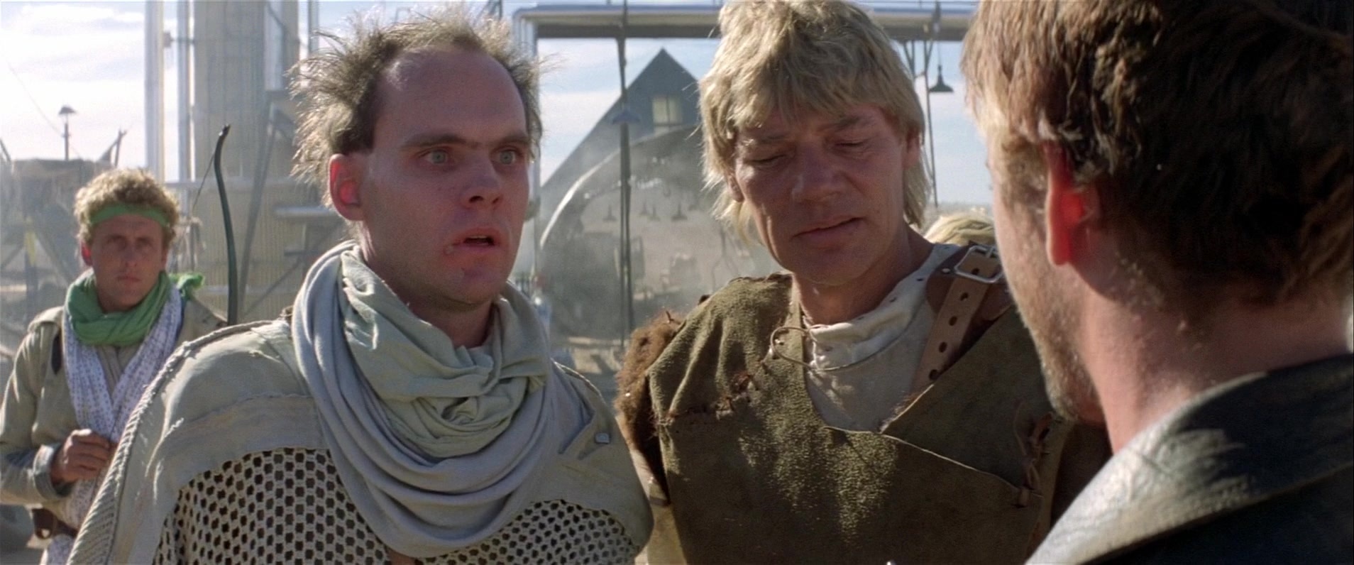 Mad Max 2 (1981), wide, 2.40:1 — film still