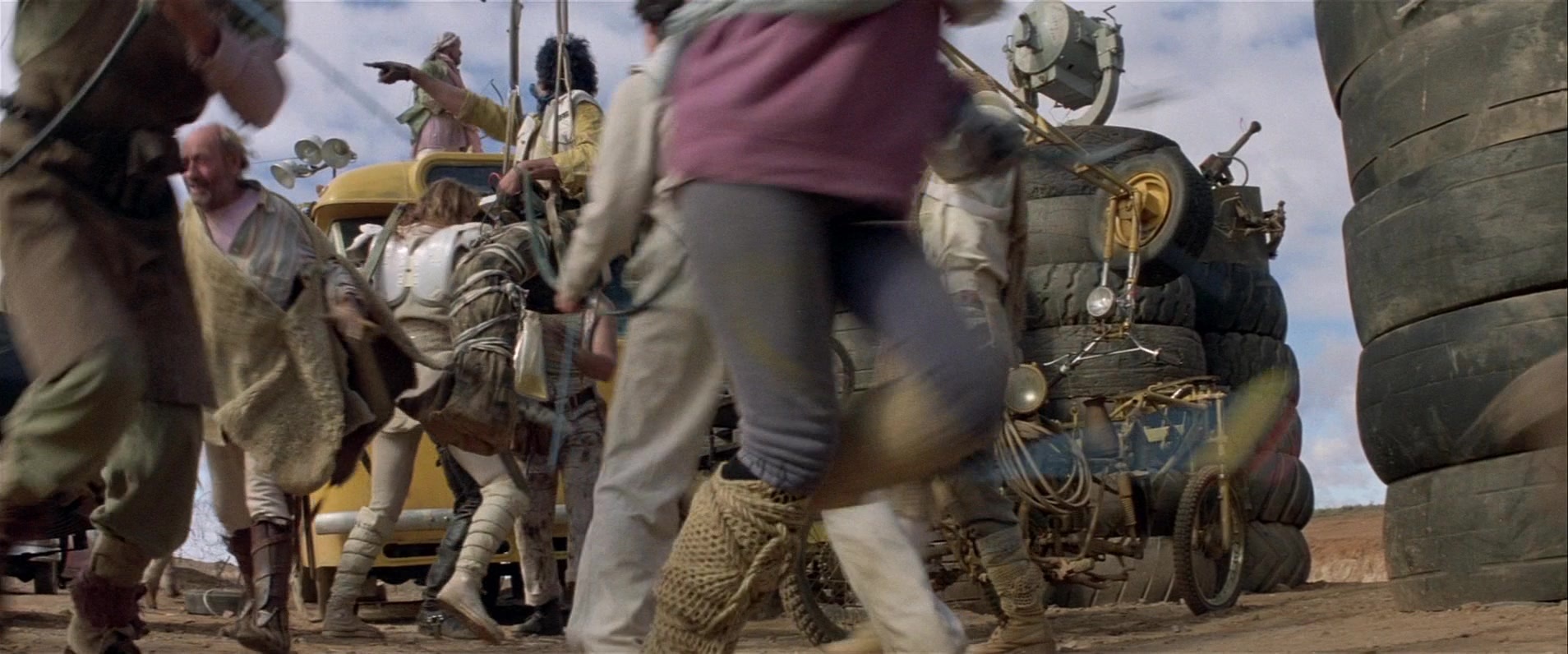 Mad Max 2 (1981), wide, 2.40:1 — film still