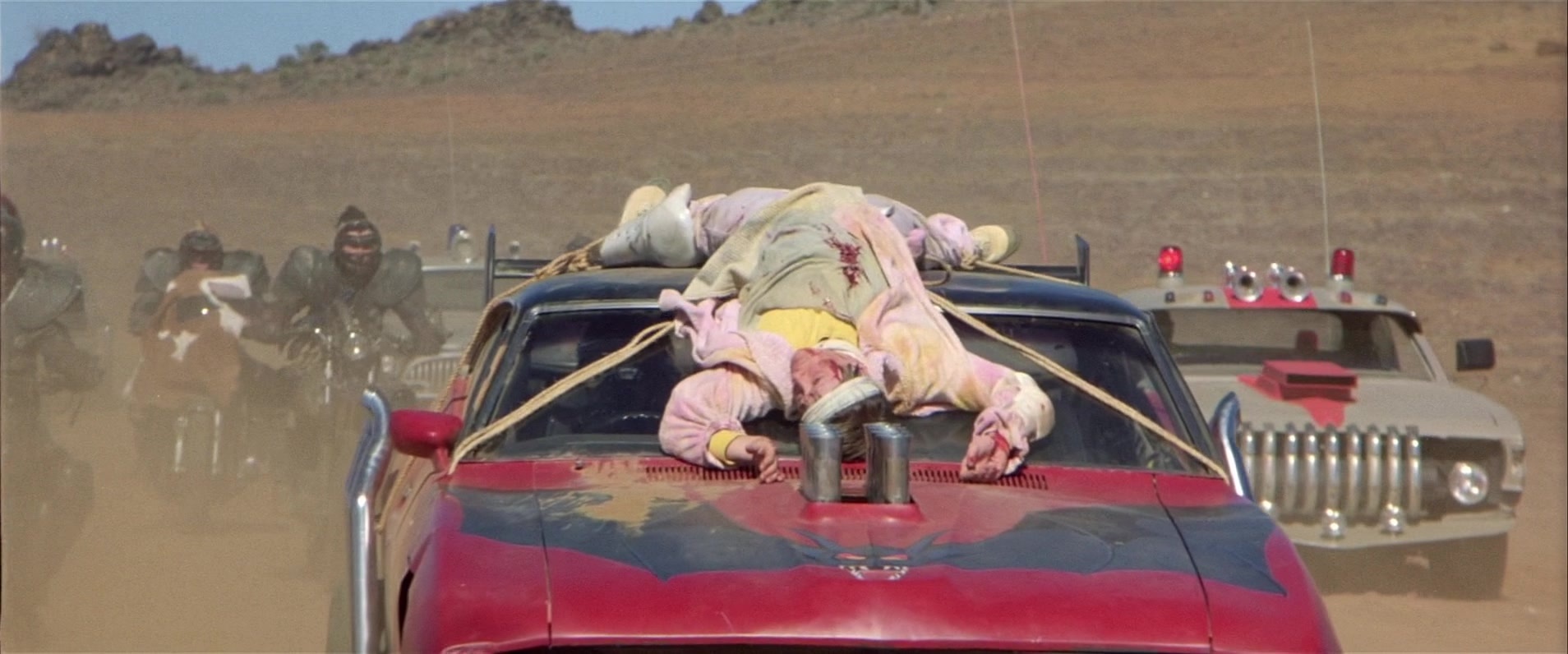 Mad Max 2 (1981), wide, 2.40:1 — film still