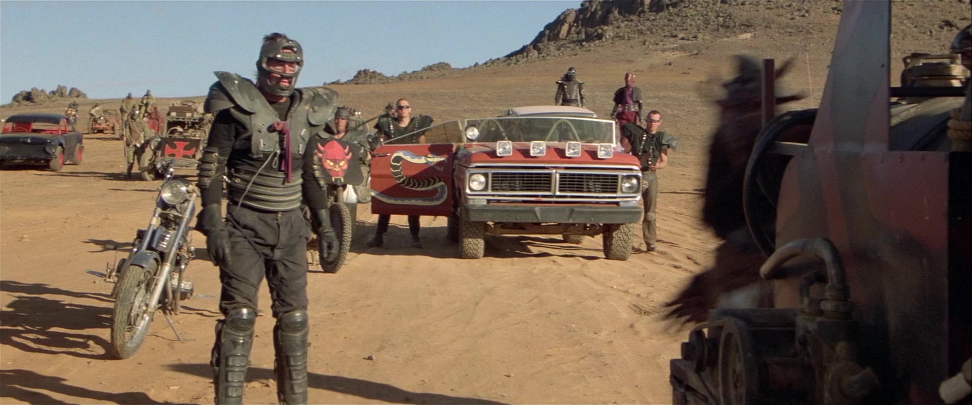 Mad Max 2 (1981), wide, 2.40:1 — film still