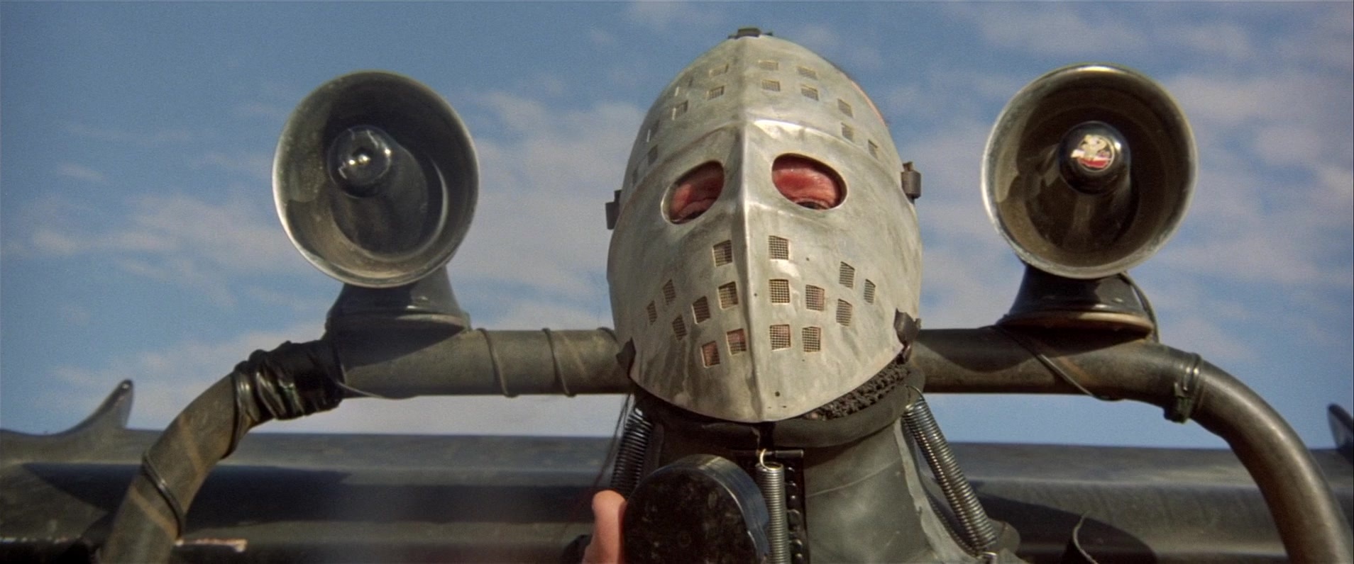 Mad Max 2 (1981), medium, 2.40:1 — film still