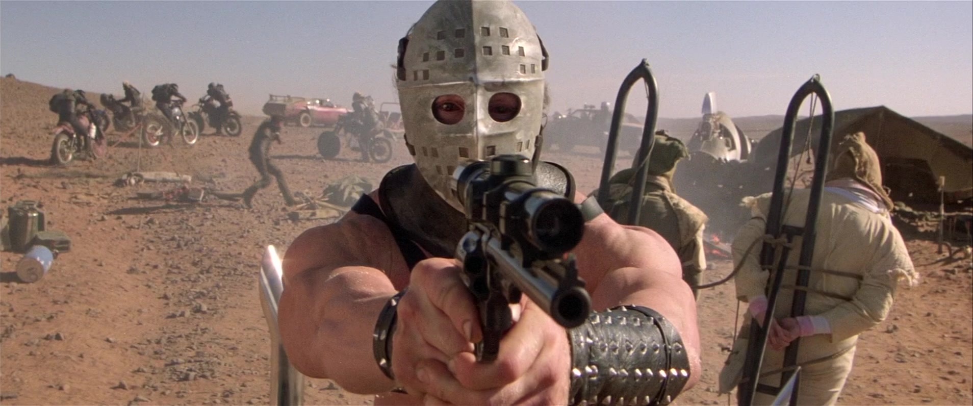 Mad Max 2 (1981), wide, 2.40:1 — film still