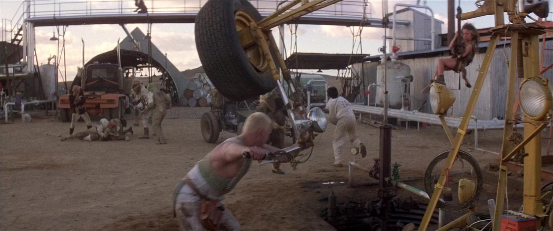 Mad Max 2 (1981), wide, 2.40:1 — film still
