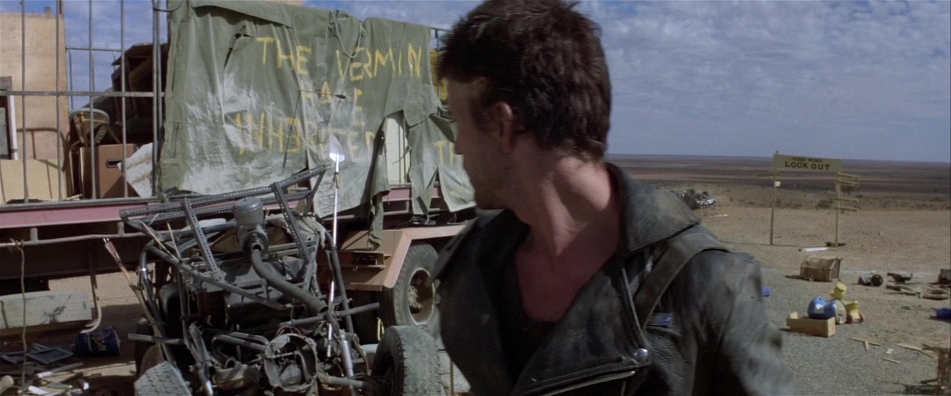 Mad Max 2 (1981), wide, 2.40:1 — film still