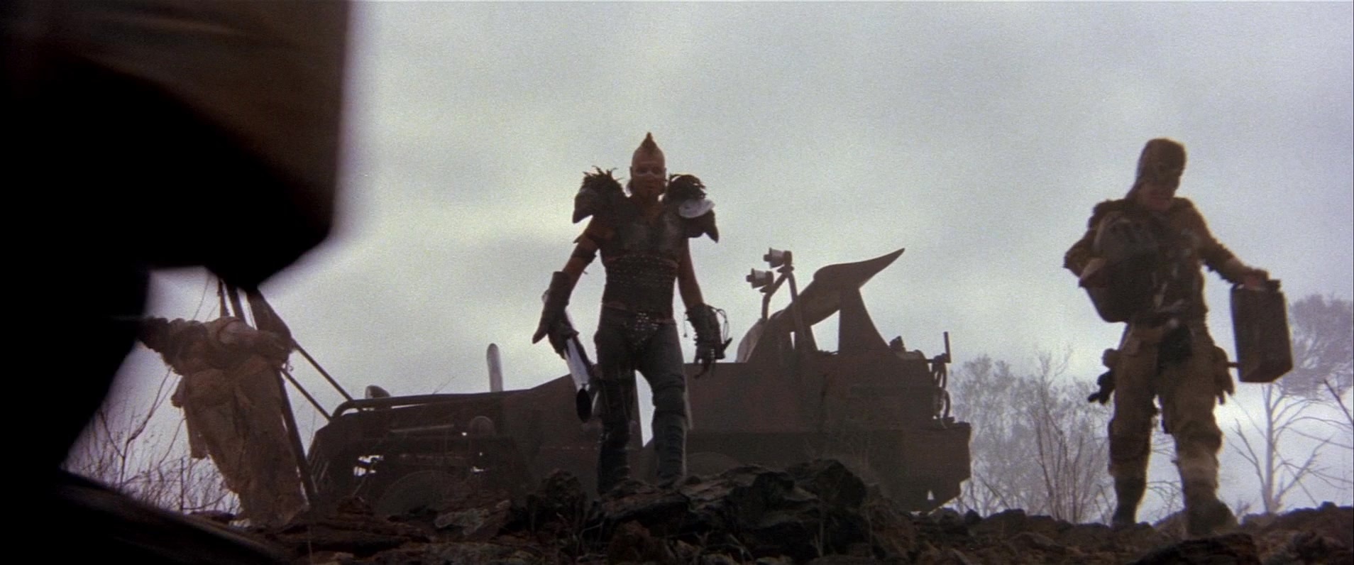 Mad Max 2 (1981), wide, 2.40:1 — film still