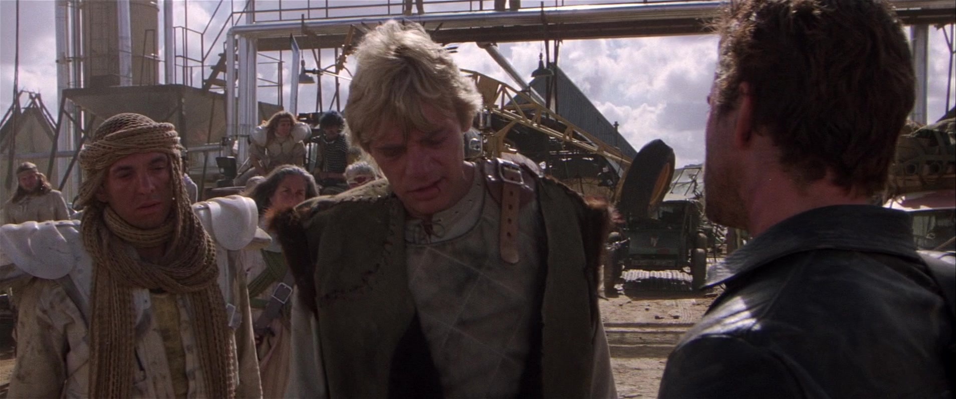 Mad Max 2 (1981), wide, 2.40:1 — film still