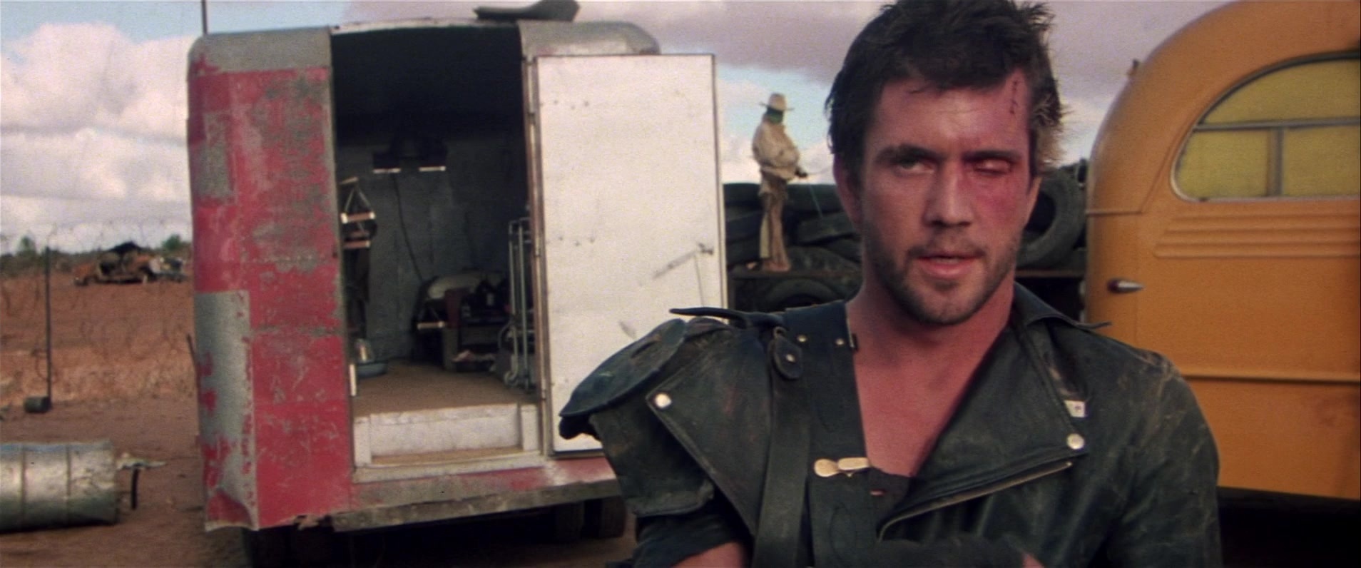 Mad Max 2 (1981), medium, 2.40:1 — film still