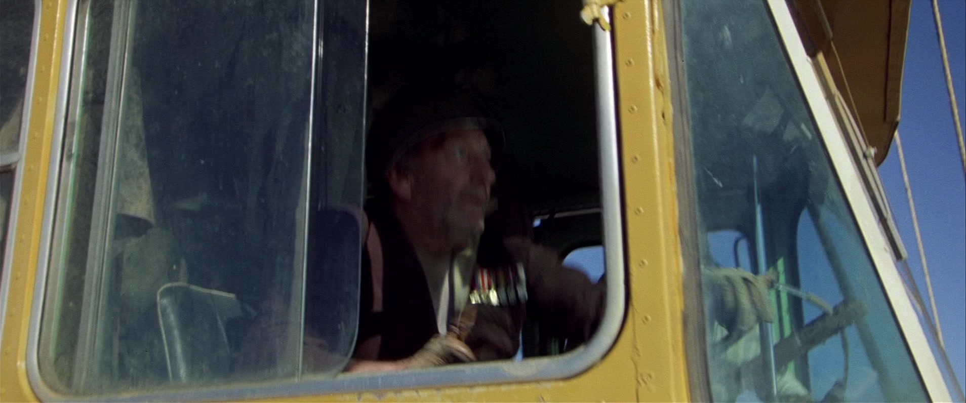 Mad Max 2 (1981), medium, 2.40:1 — film still