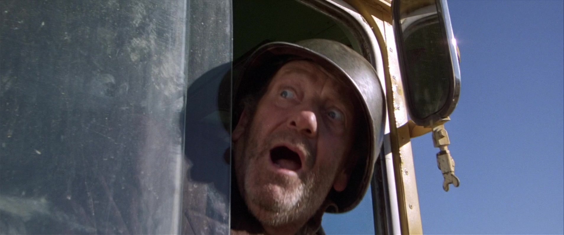 Mad Max 2 (1981), unknown, 2.40:1 — film still