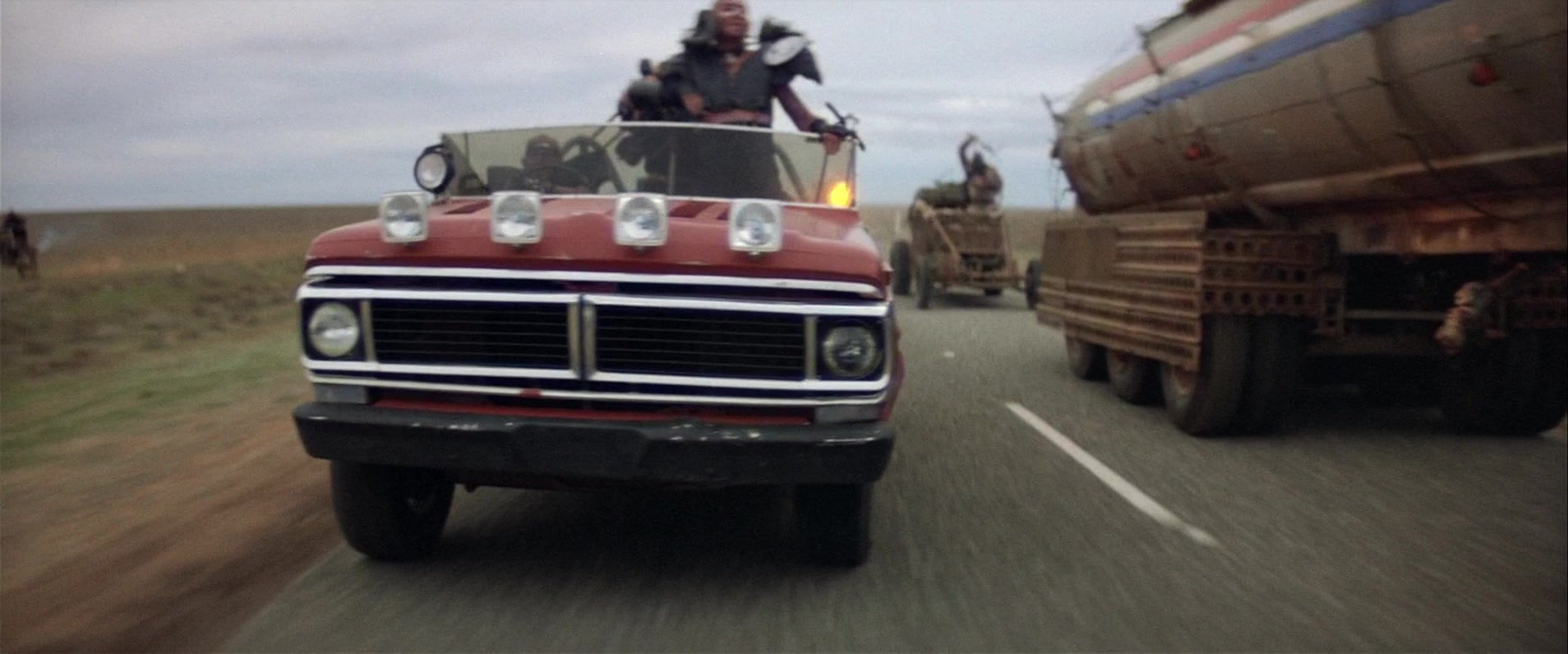 Mad Max 2 (1981), unknown, 2.40:1 — film still