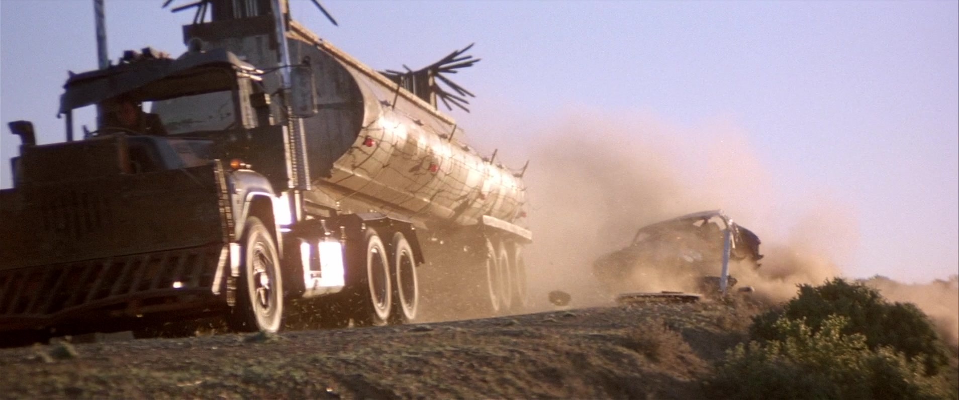 Mad Max 2 (1981), wide, 2.40:1 — film still