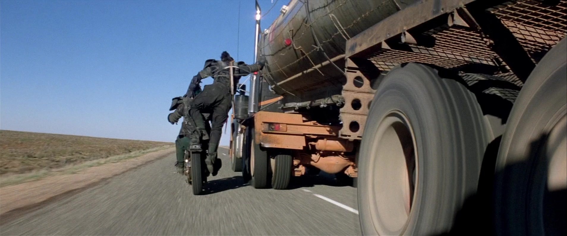 Mad Max 2 (1981), unknown, 2.40:1 — film still