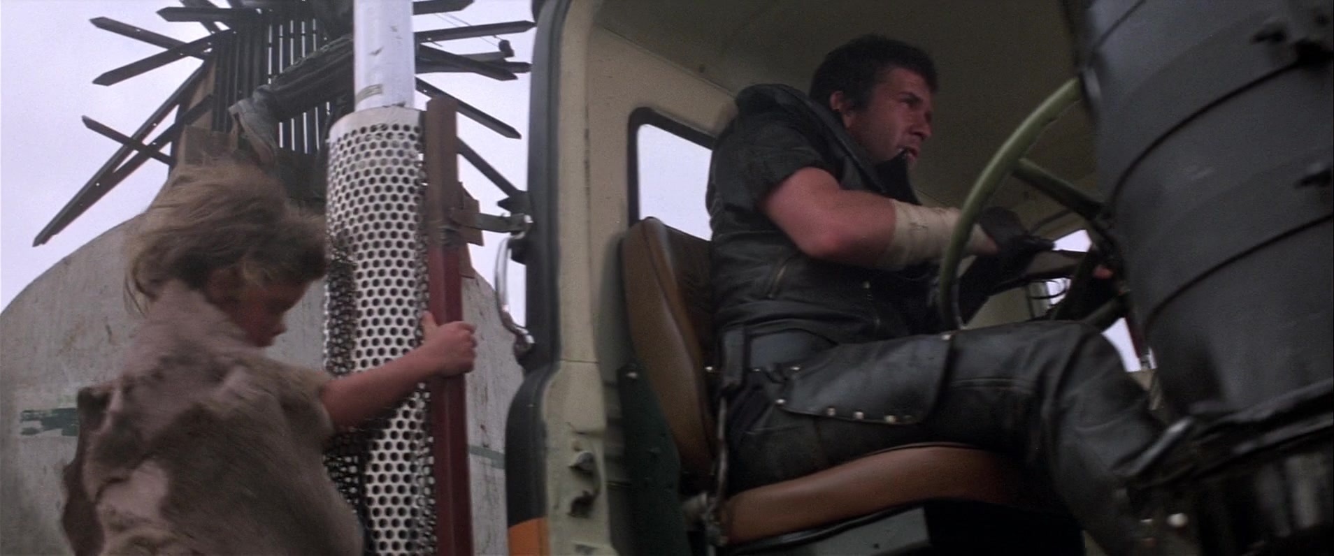 Mad Max 2 (1981), wide, 2.40:1 — film still