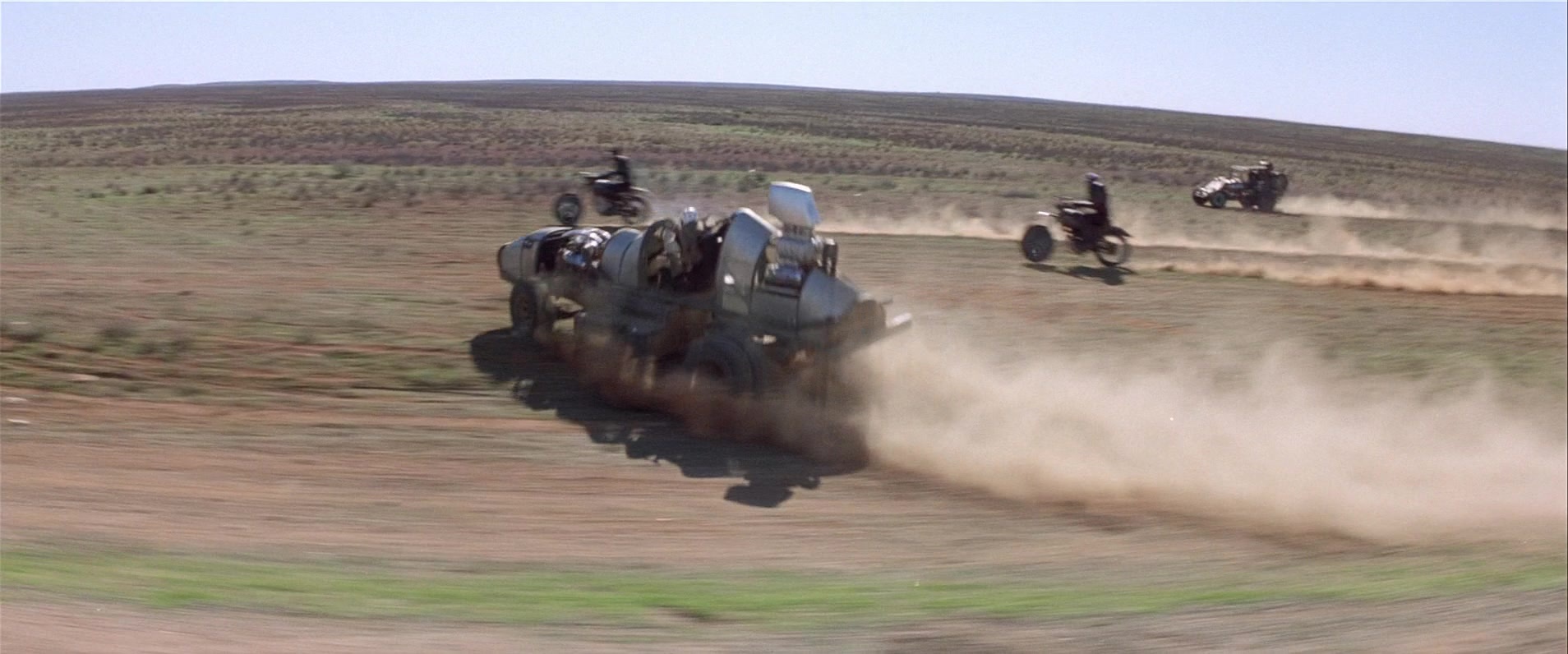 Mad Max 2 (1981), unknown, 2.40:1 — film still