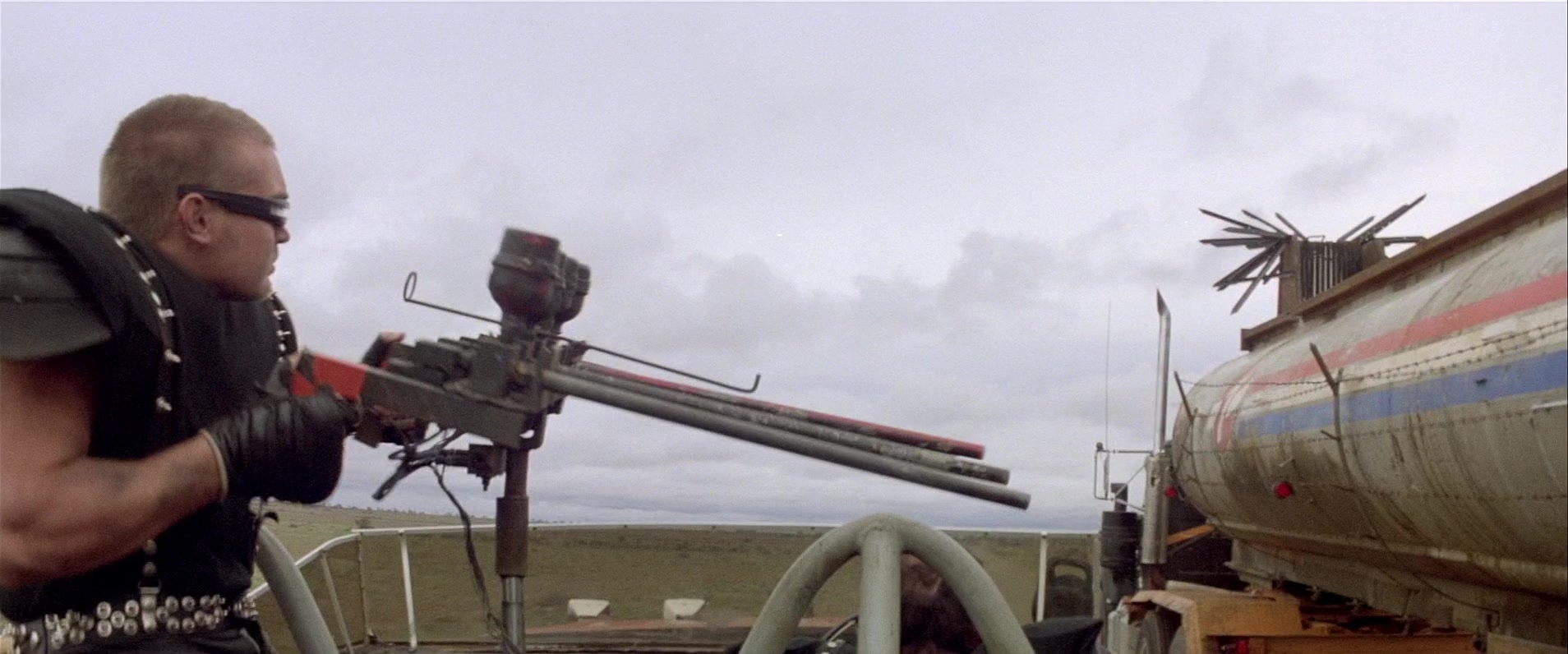 Mad Max 2 (1981), unknown, 2.40:1 — film still