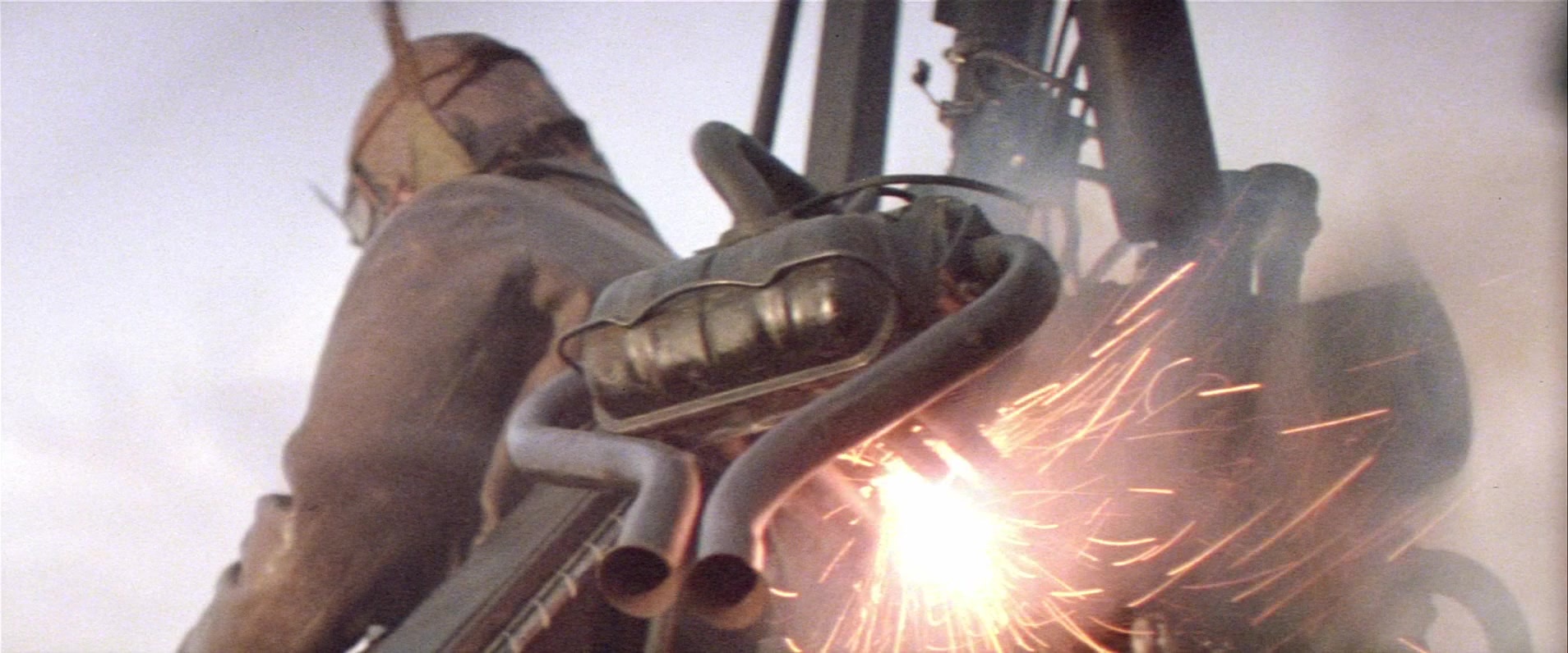 Mad Max 2 (1981), unknown, 2.40:1 — film still