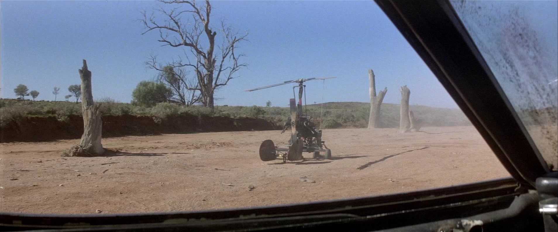Mad Max 2 (1981), unknown, 2.40:1 — film still