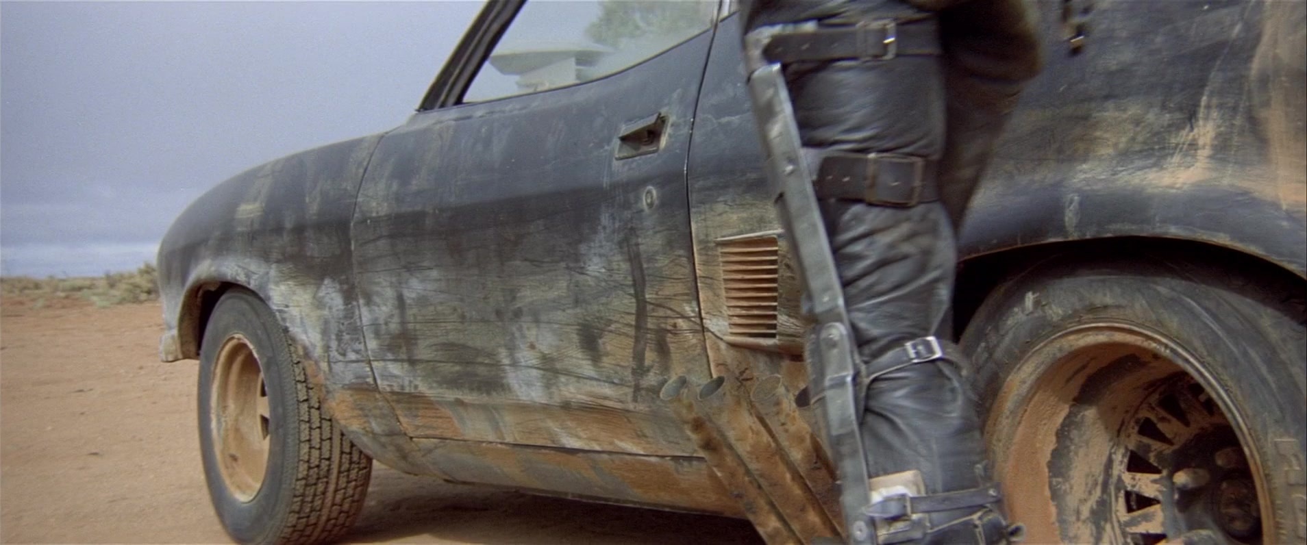 Mad Max 2 (1981), wide, 2.40:1 — film still