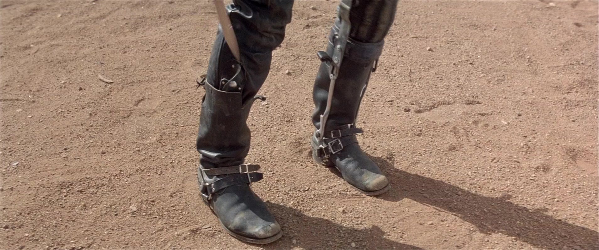 Mad Max 2 (1981), unknown, 2.40:1 — film still