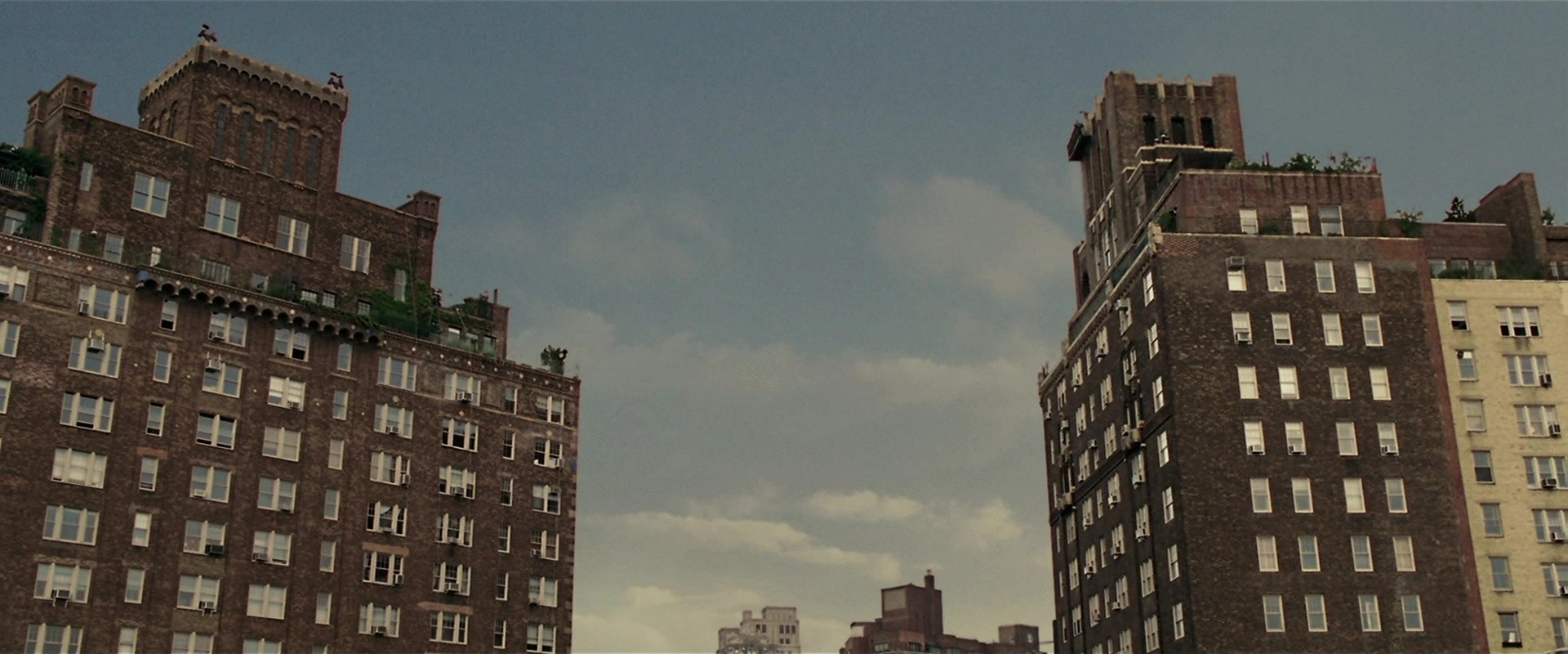 Lucky Number Slevin (2005), unknown, 2.40:1 — film still