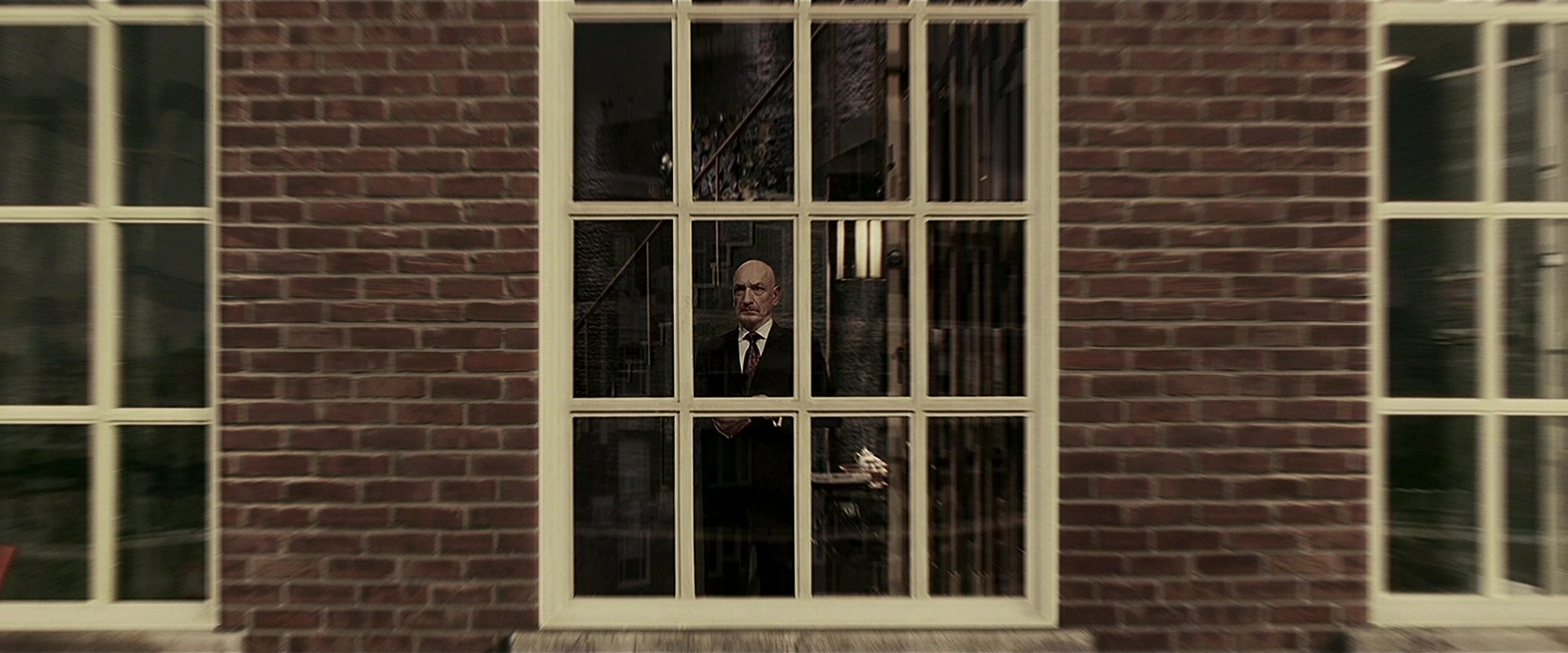 Lucky Number Slevin (2005), wide, 2.40:1 — film still