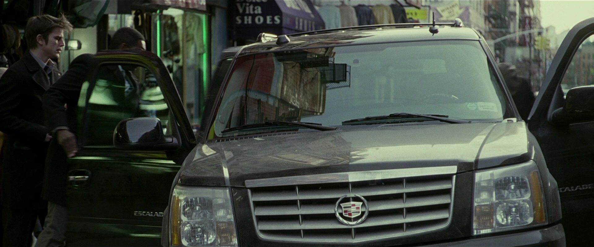 Lucky Number Slevin (2005), wide, 2.40:1 — film still