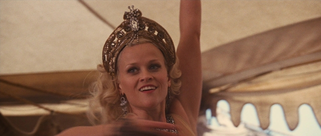 Medium shot frame from Water for Elephants — hair, crown, person