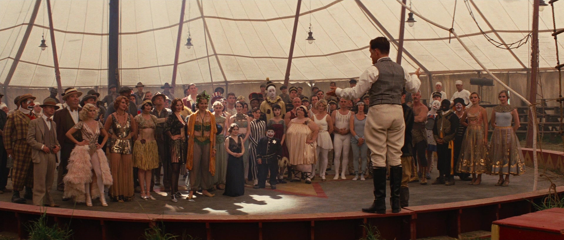 Water for Elephants (2011), wide, 2.35:1 — film still