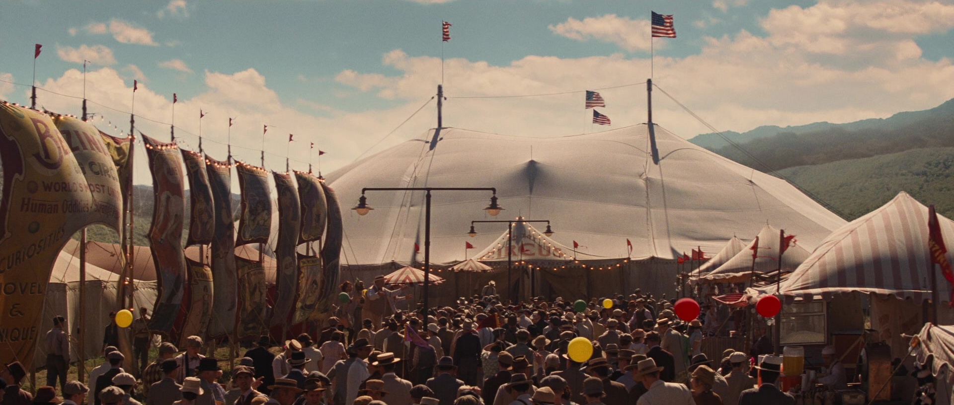 Water for Elephants (2011), unknown, 2.35:1 — film still