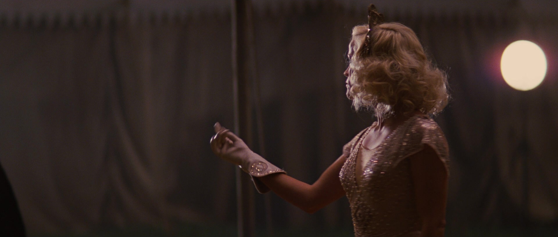 Water for Elephants (2011), wide, 2.35:1 — film still