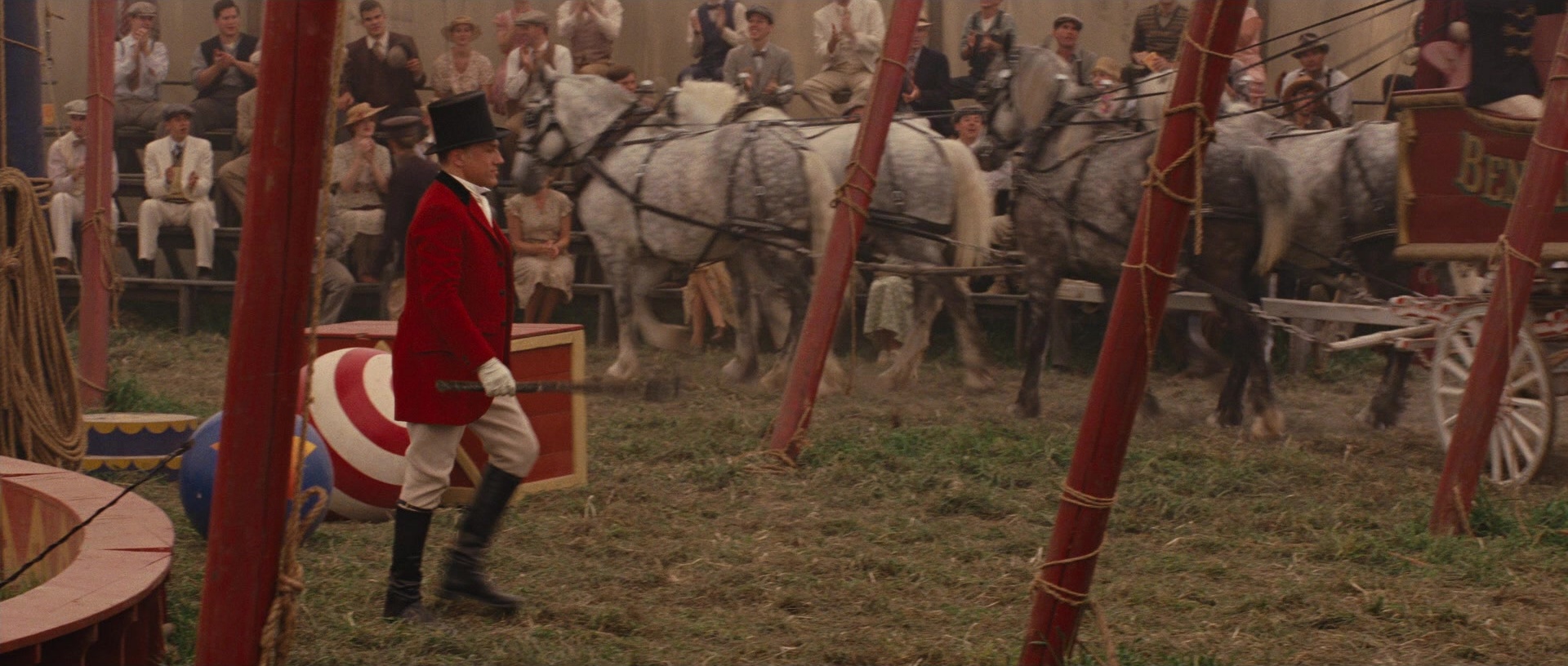 Water for Elephants (2011), wide, 2.35:1 — film still