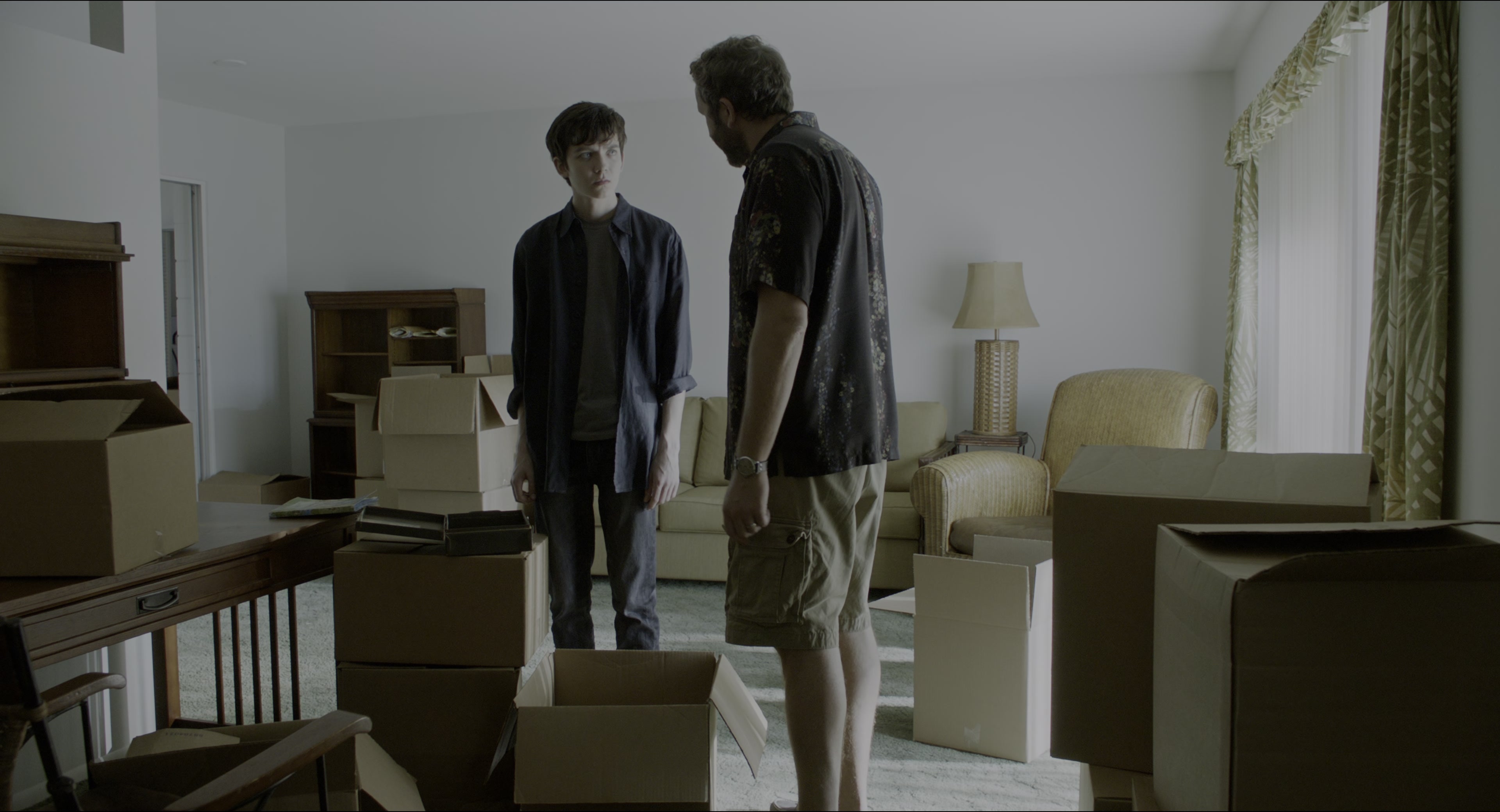 Miss Peregrine's Home for Peculiar Children (2016), wide, 1.85:1 — film still