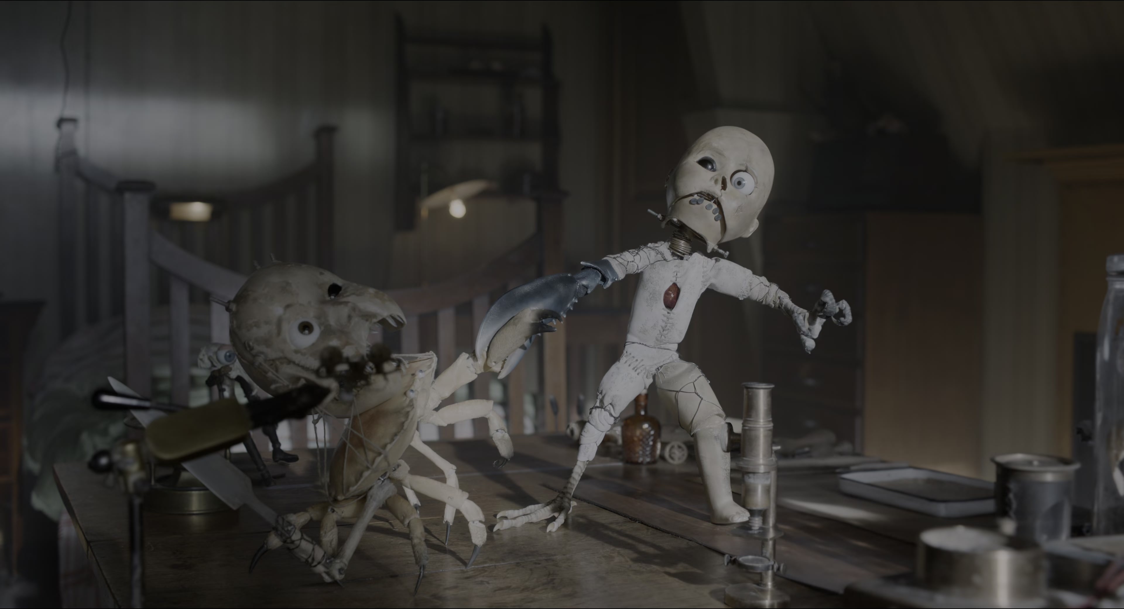 Miss Peregrine's Home for Peculiar Children (2016), wide, 1.85:1 — film still