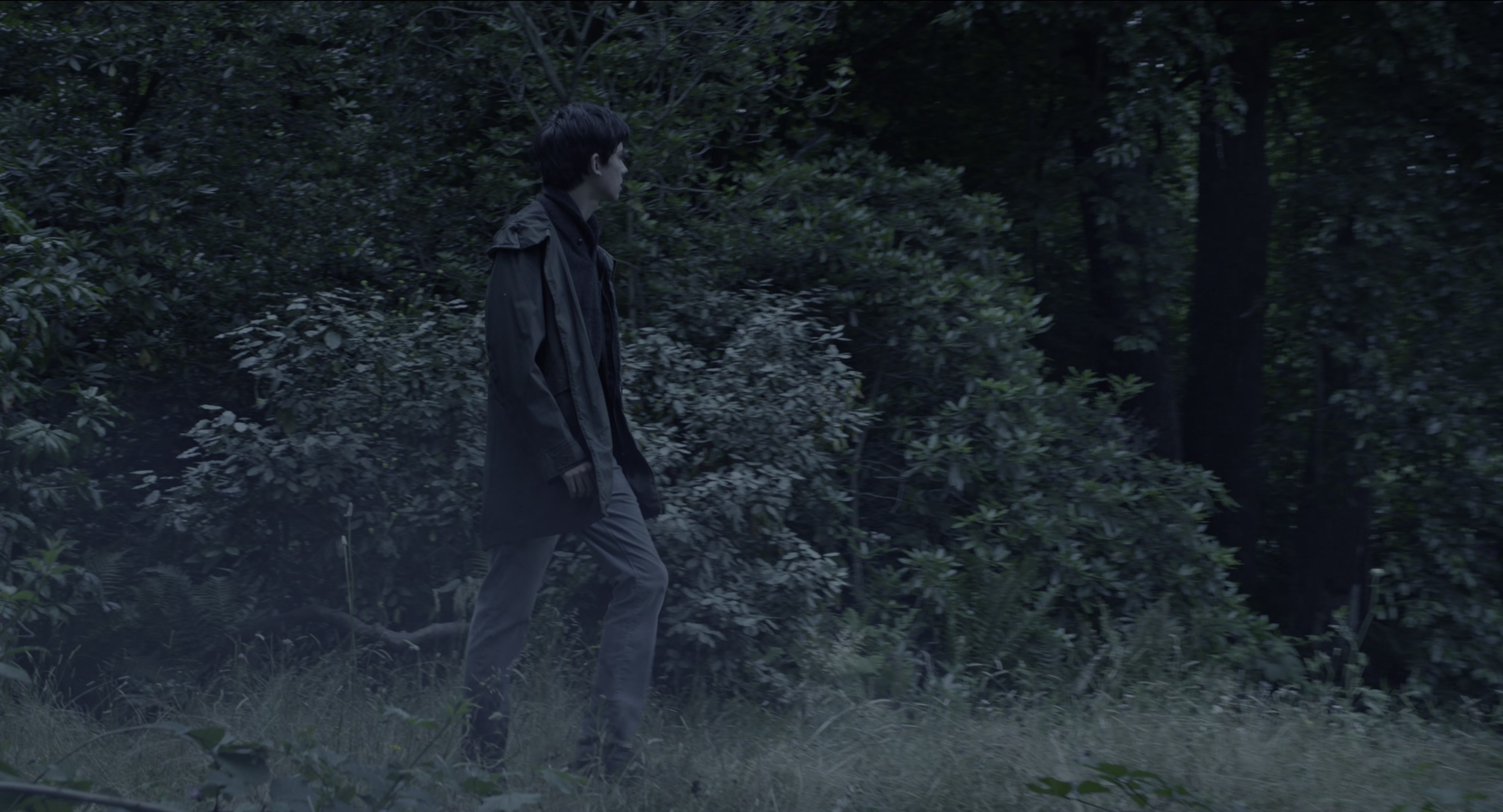 Miss Peregrine's Home for Peculiar Children (2016), wide, 1.85:1 — film still