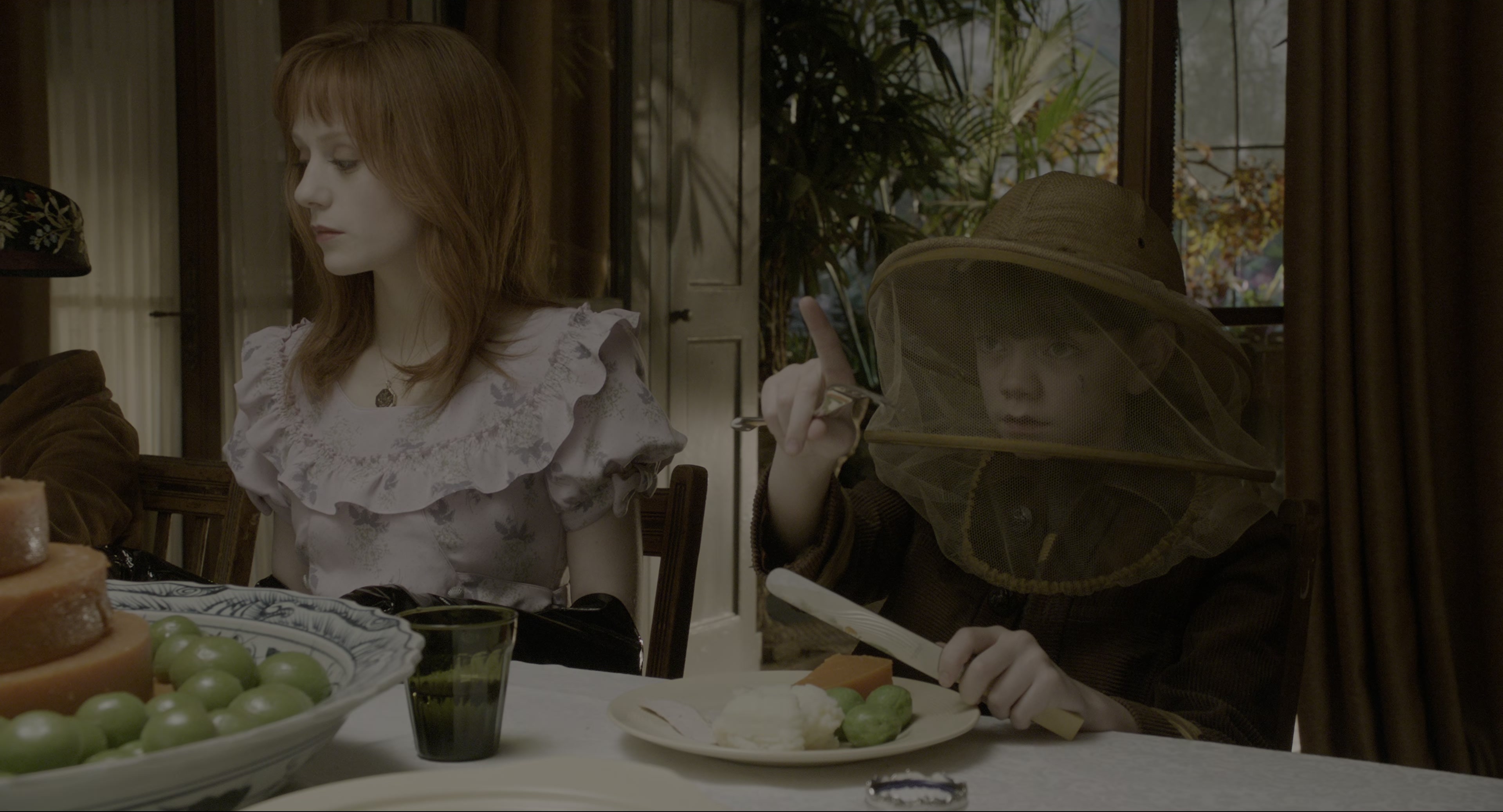 Miss Peregrine's Home for Peculiar Children (2016), wide, 1.85:1 — film still