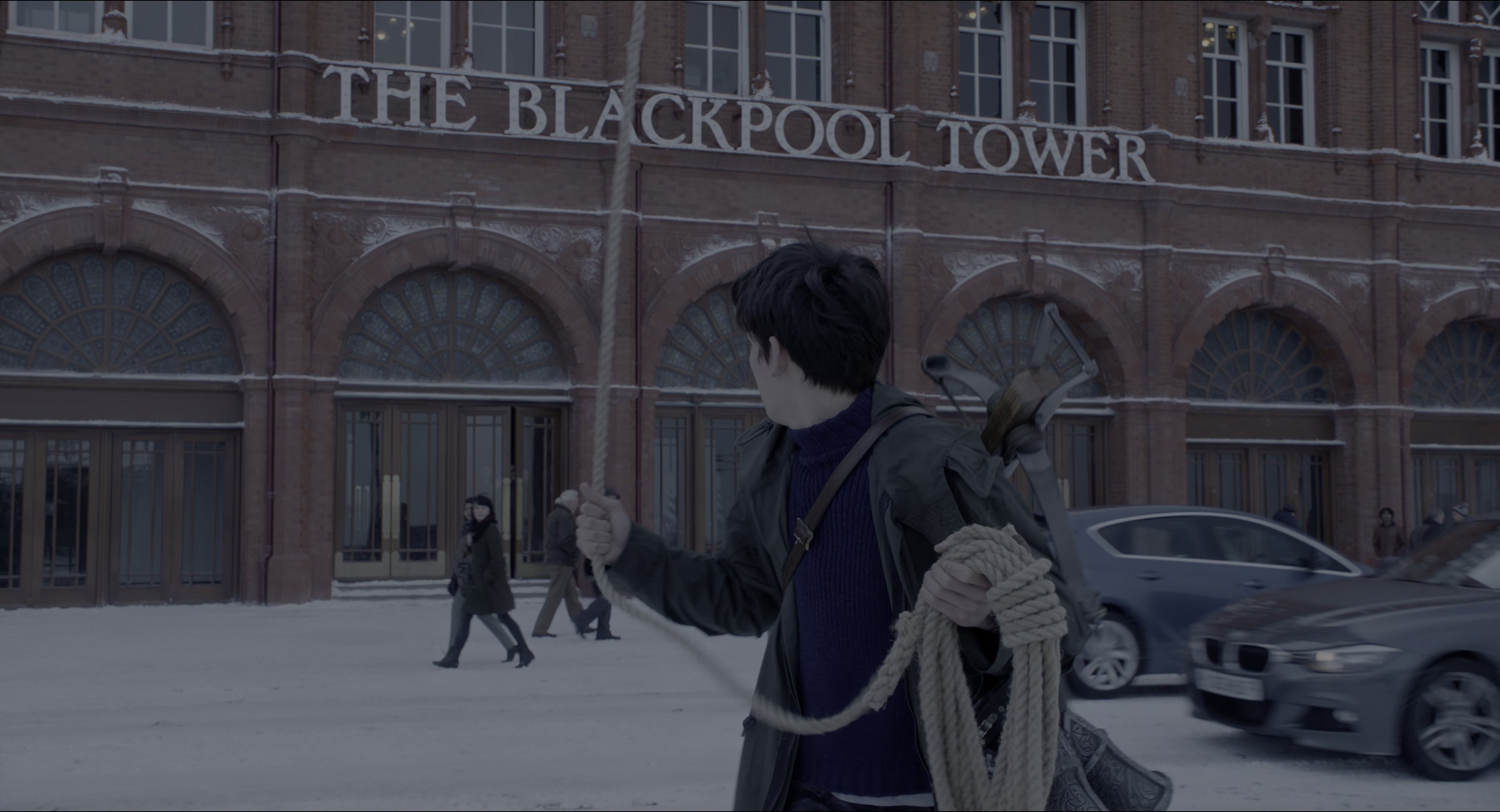 Miss Peregrine's Home for Peculiar Children (2016), wide, 1.85:1 — film still