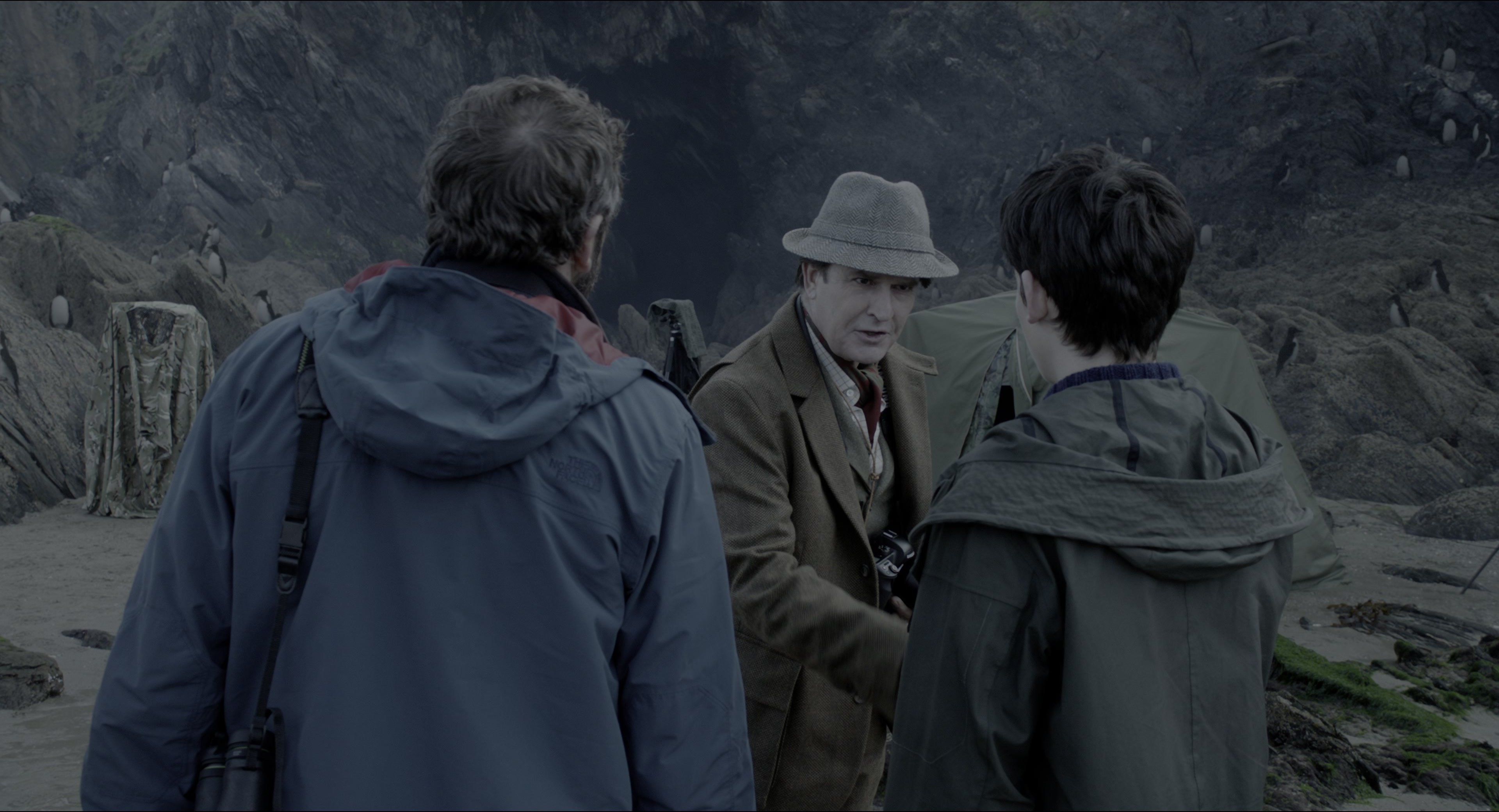 Miss Peregrine's Home for Peculiar Children (2016), wide, 1.85:1 — film still